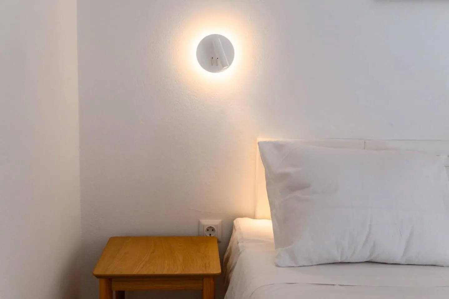 Bed in Adelfia Studios