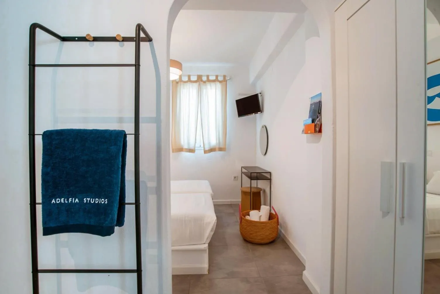 Living room, Bed in Adelfia Studios