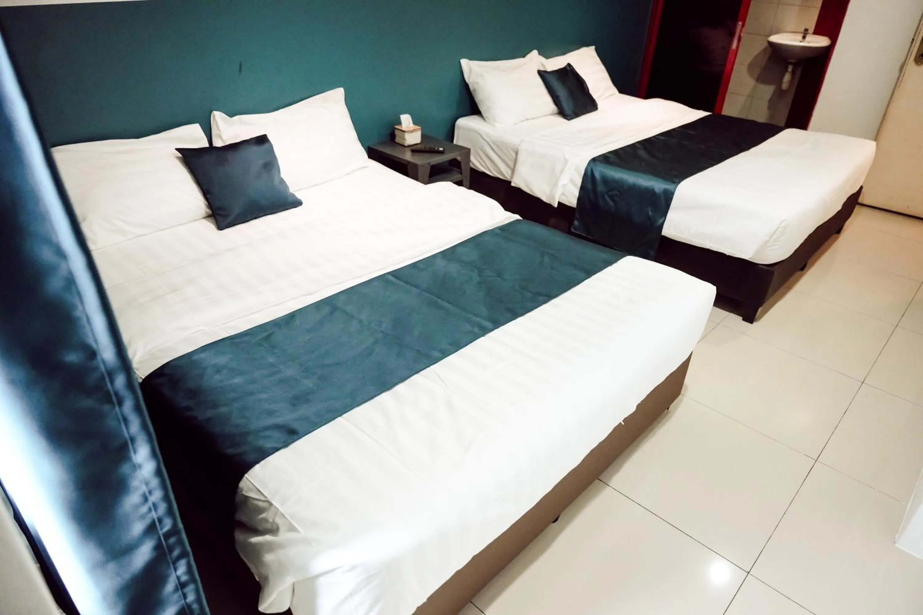 Bed in V Hotel Sri Gombak