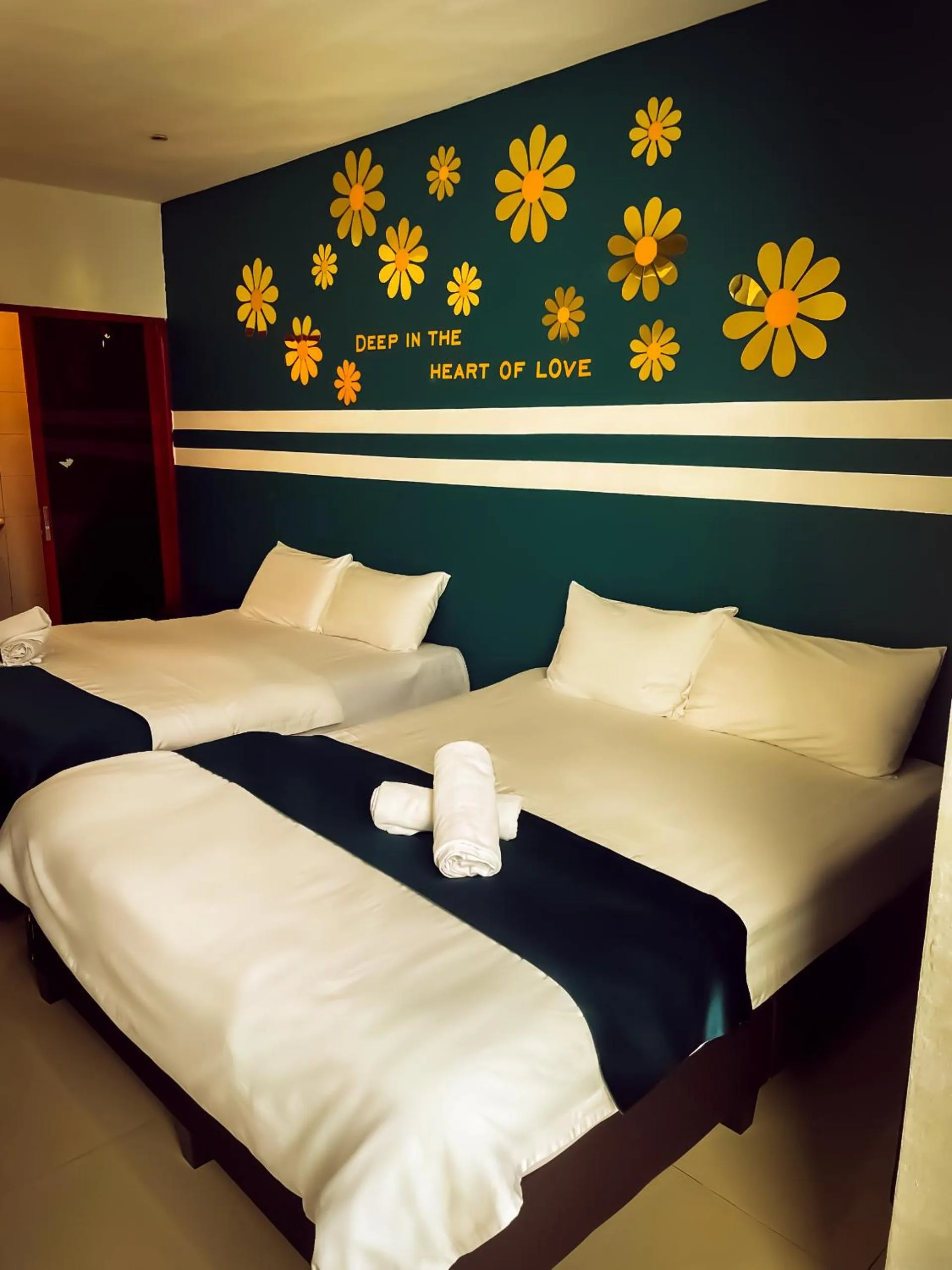 Bed in V Hotel Sri Gombak