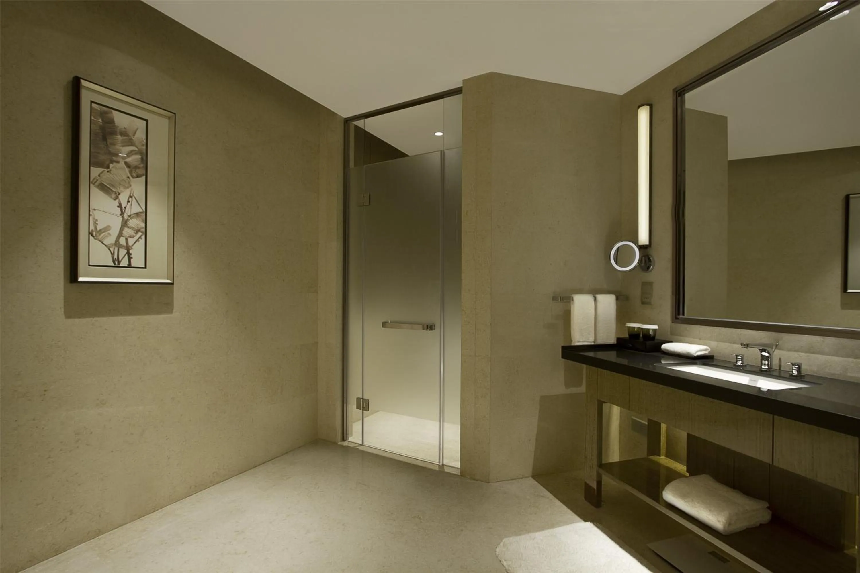 Bathroom in DoubleTree by Hilton Heyuan