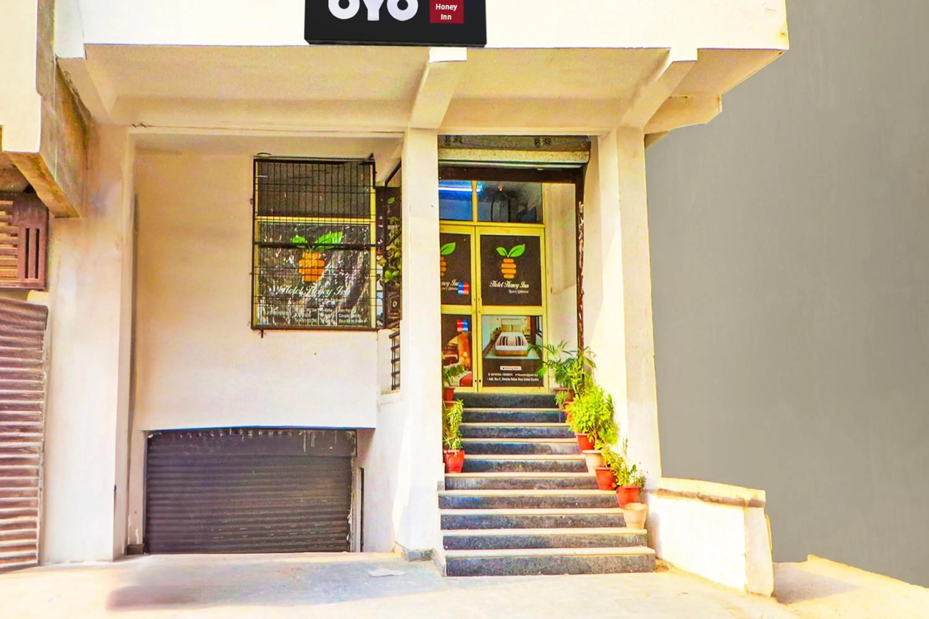 Facade/entrance in Super Hotel O Honey Inn