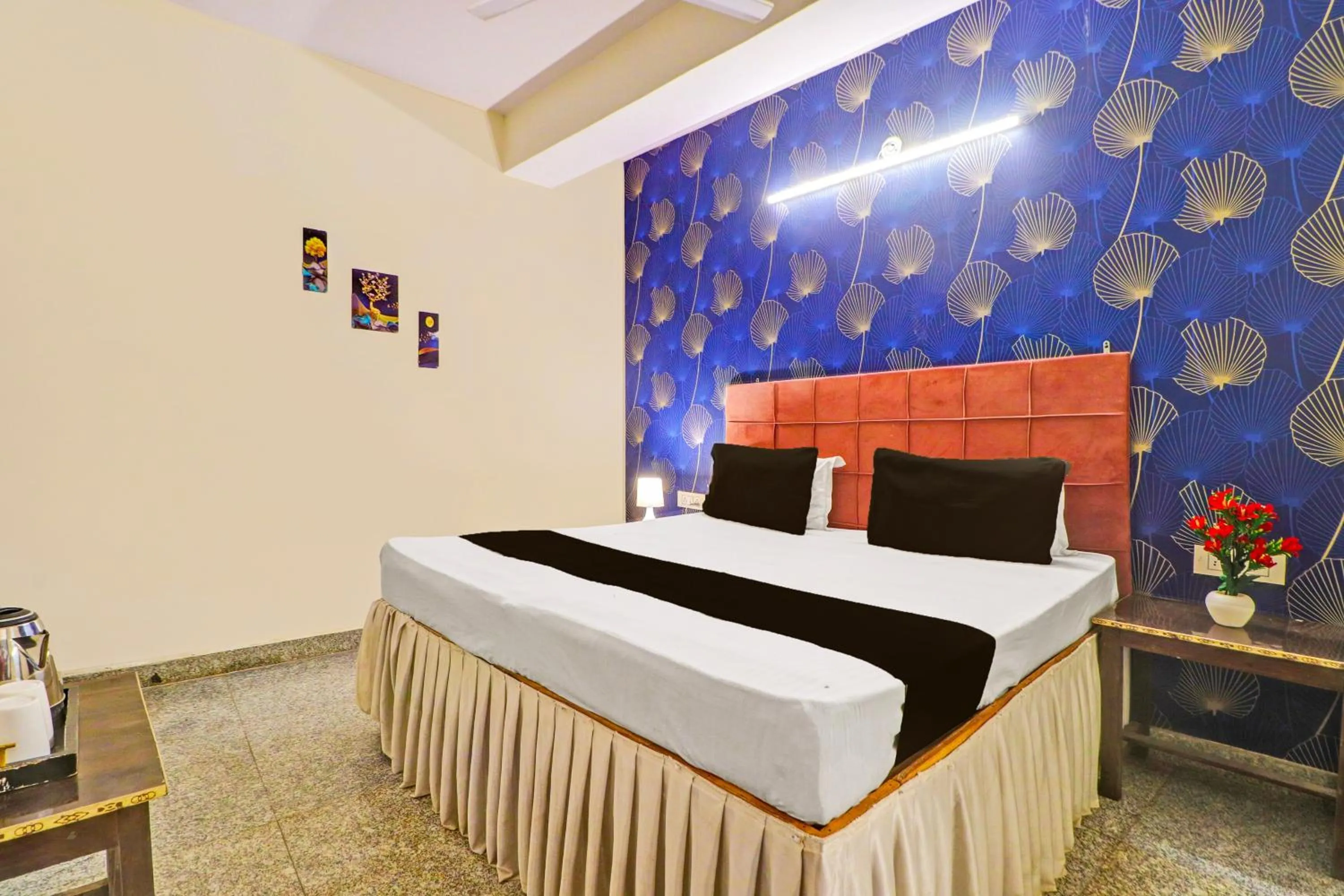 Bedroom in Super Hotel O Honey Inn