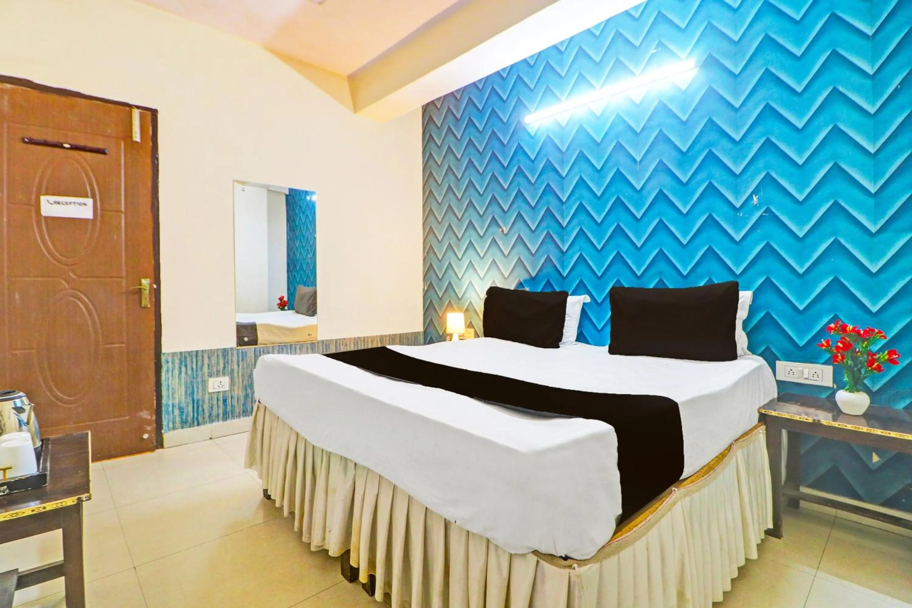 Bedroom, Bed in Super Hotel O Honey Inn