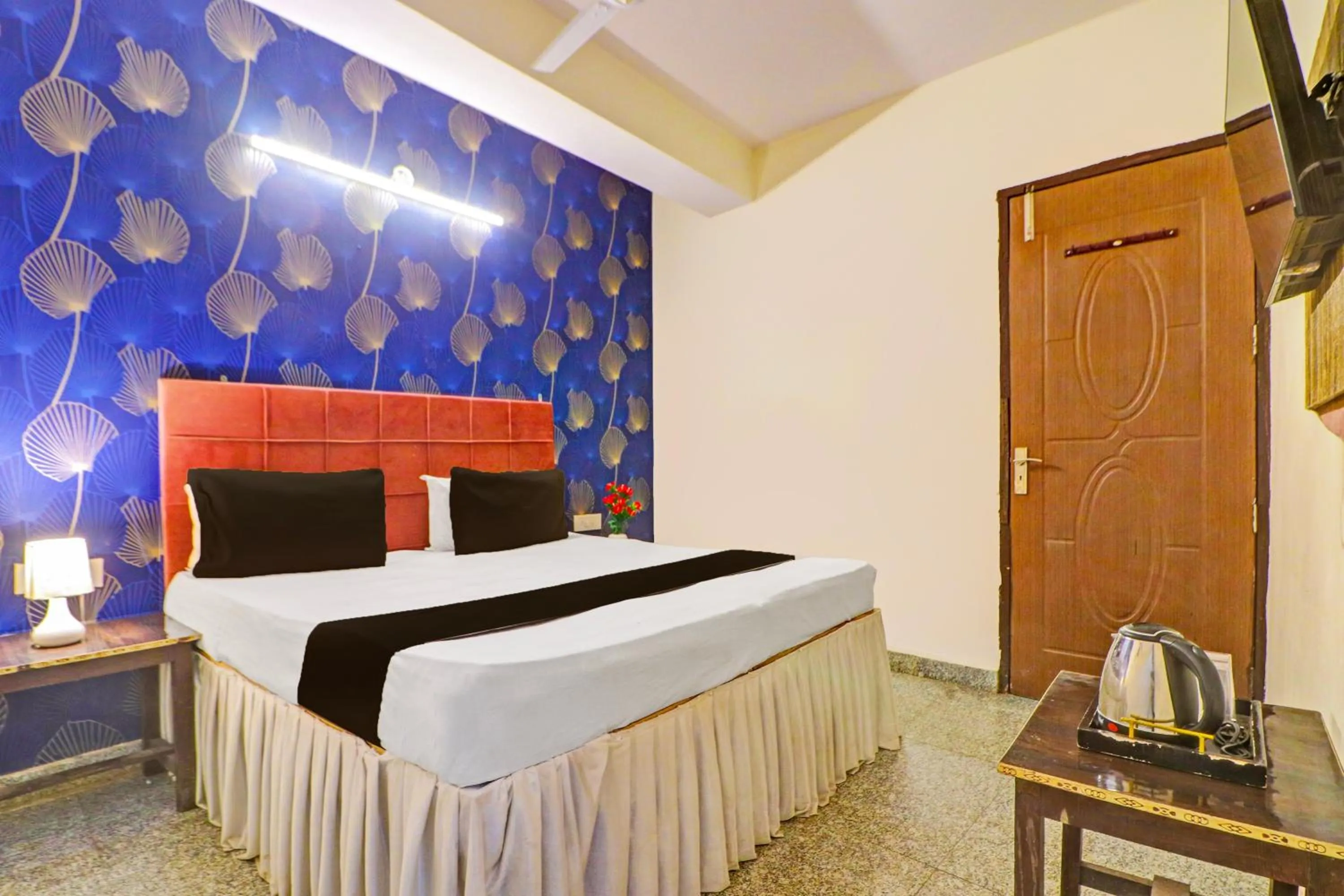 Bedroom, Bed in Super Hotel O Honey Inn