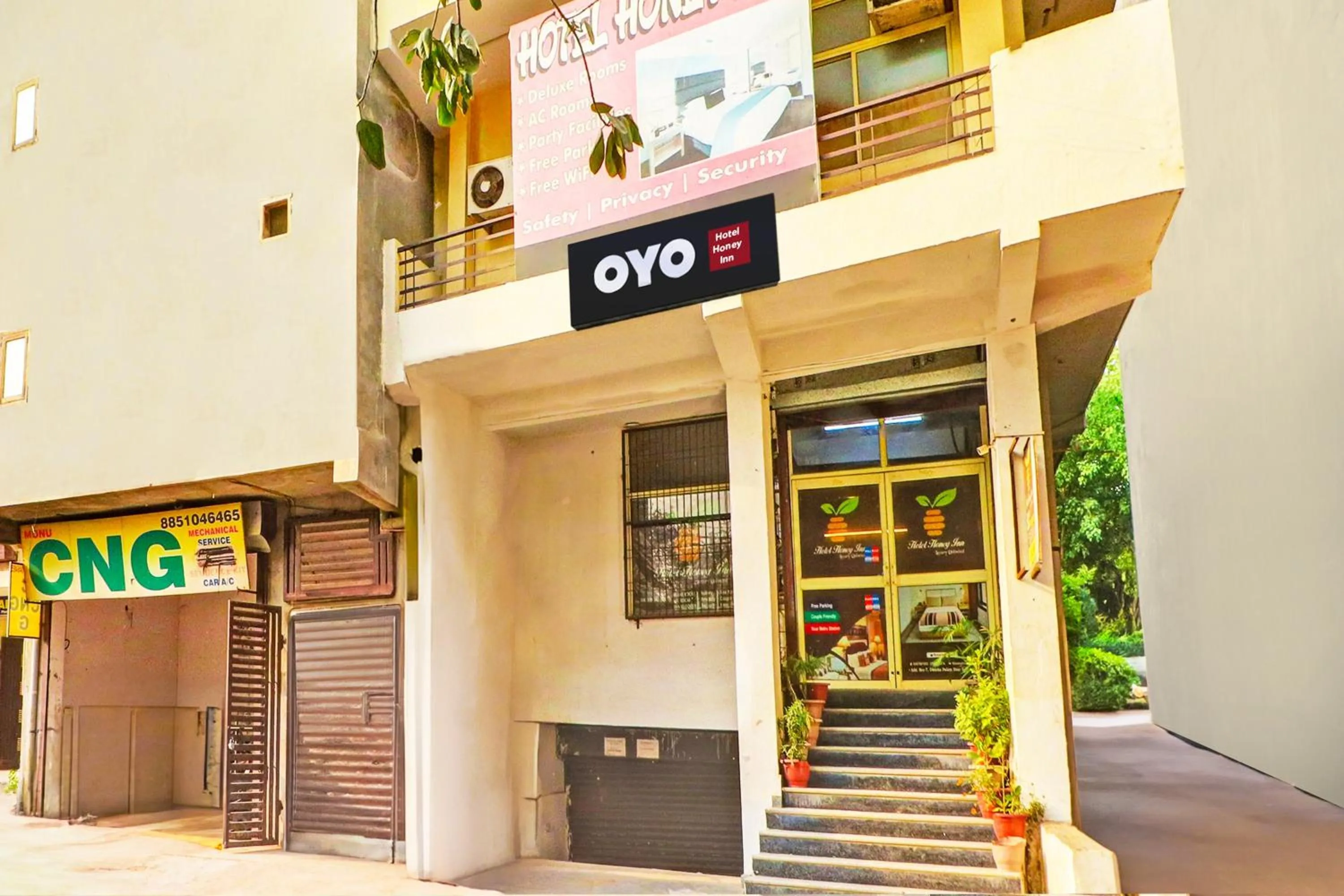 Facade/entrance in Super Hotel O Honey Inn