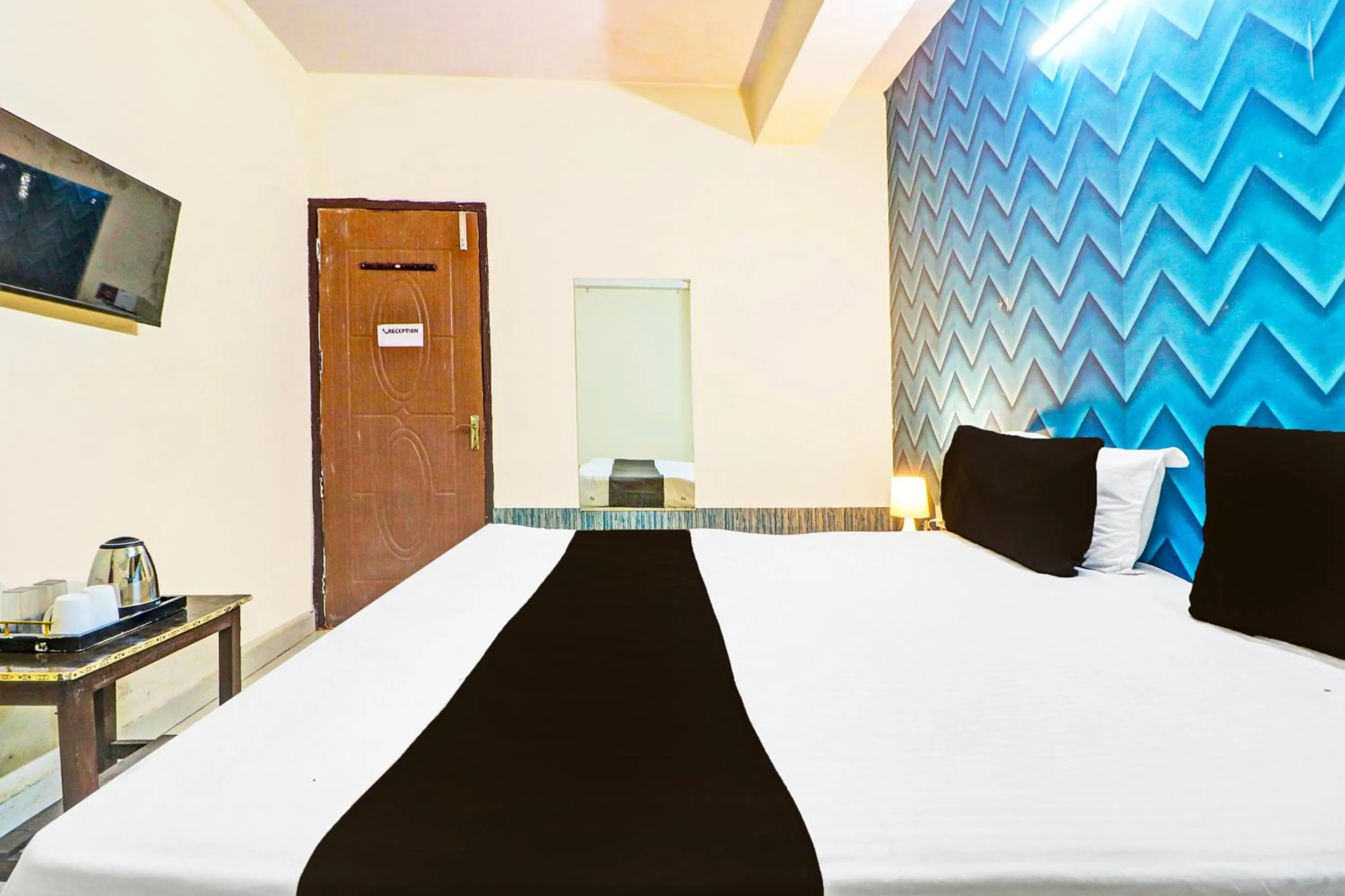 Lobby or reception, Bed in Super Hotel O Honey Inn