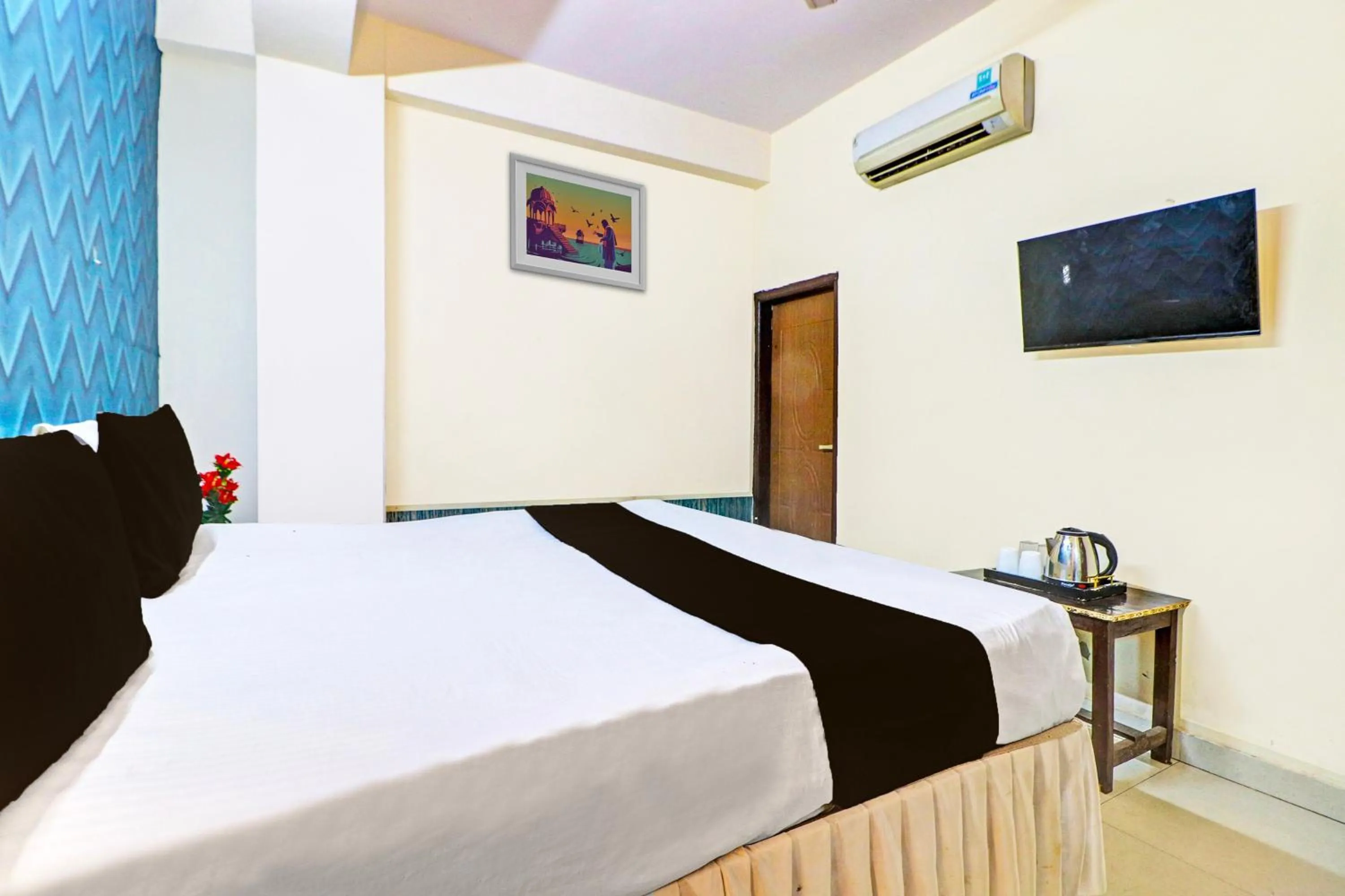 Bedroom, Bed in Super Hotel O Honey Inn