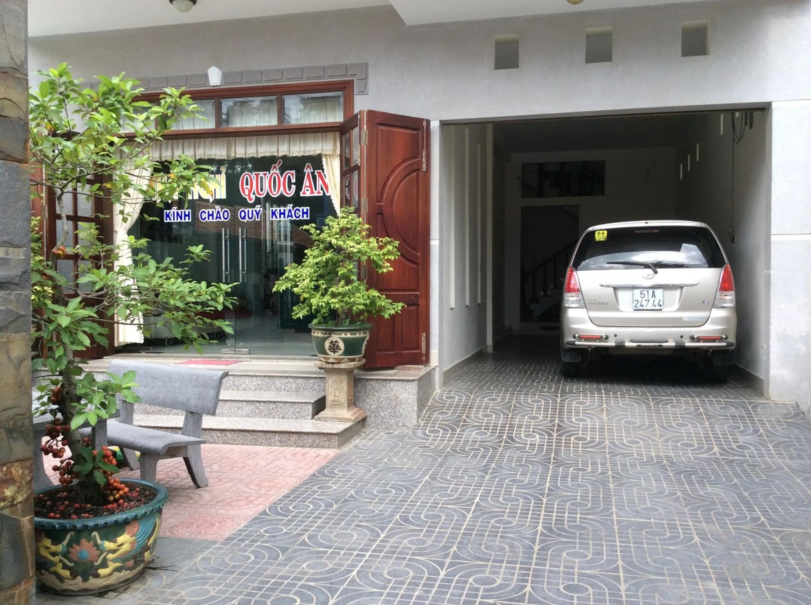 Facade/entrance in Quốc Ân Motel