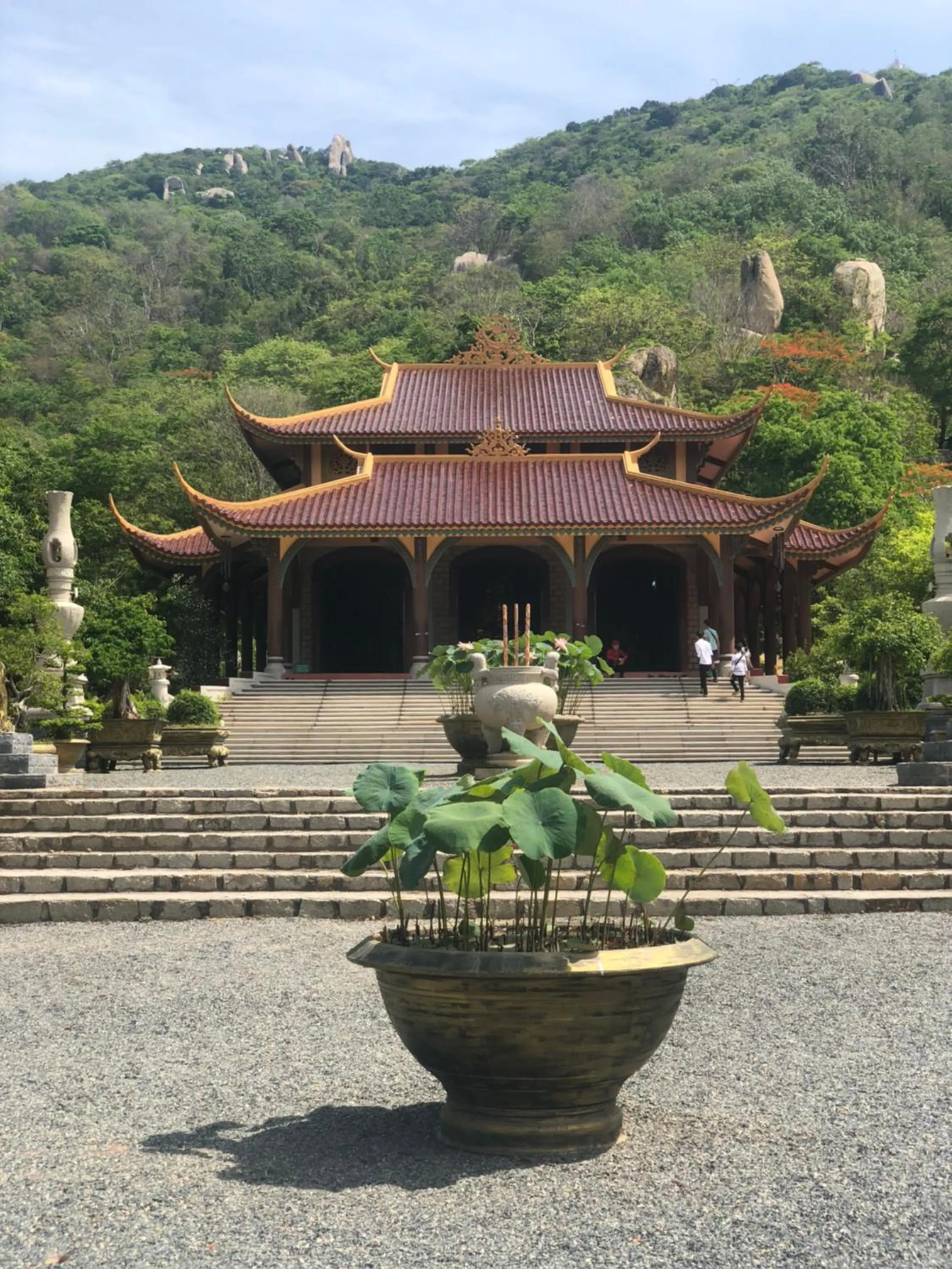 Nearby landmark in Quốc Ân Motel