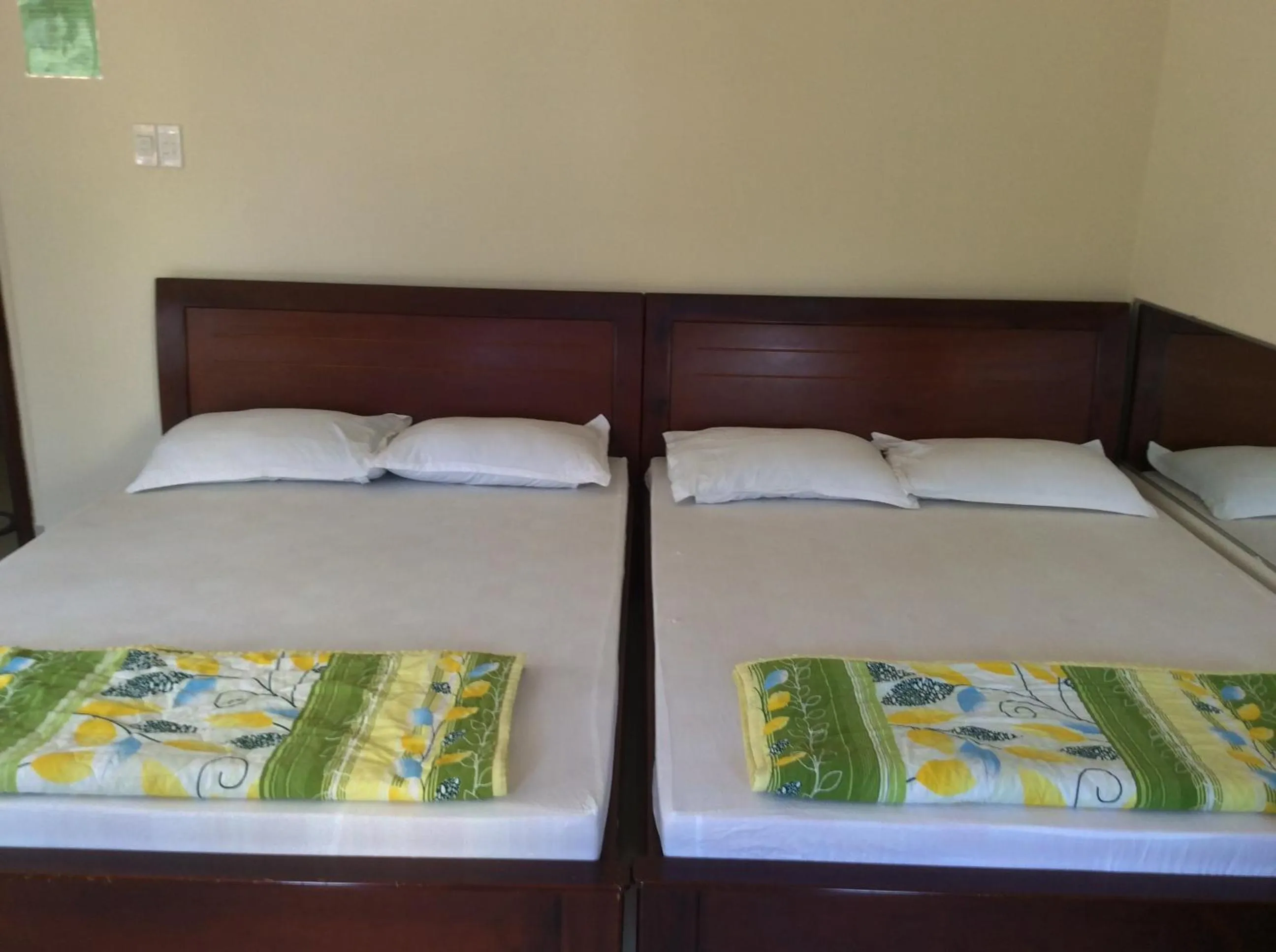 Photo of the whole room, Bed in Quốc Ân Motel