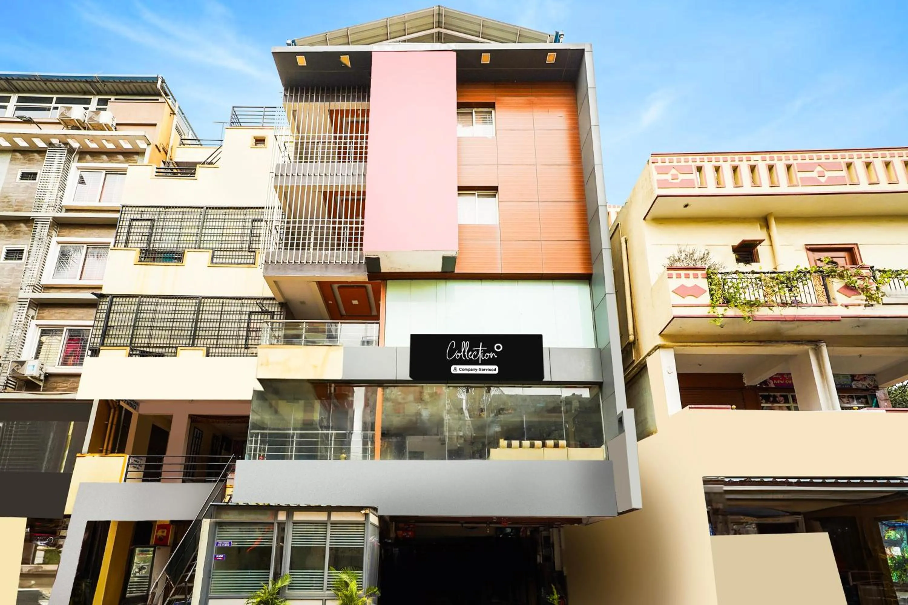 Facade/entrance in Super Collection O Bangalore Airport Road