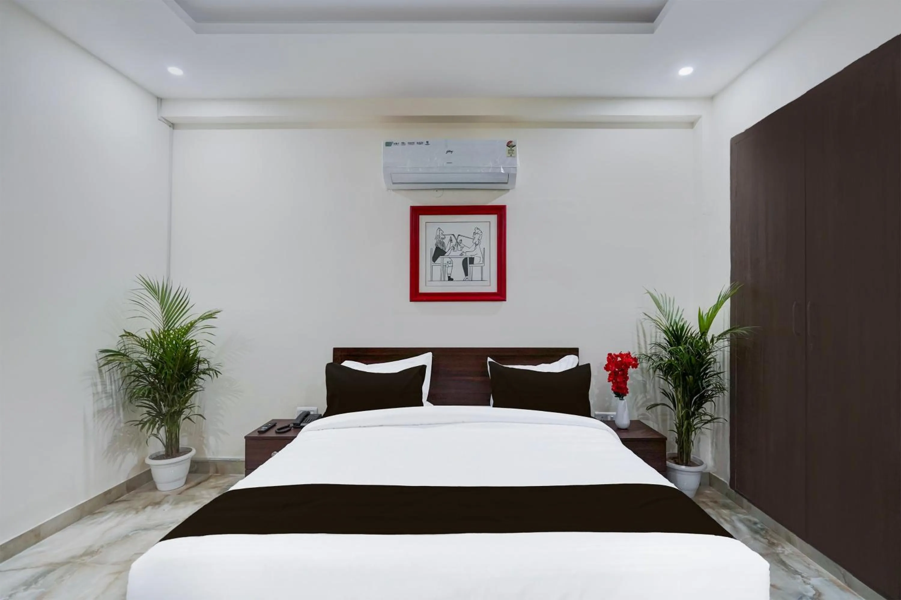 Bedroom, Bed in Townhouse Delight Inn