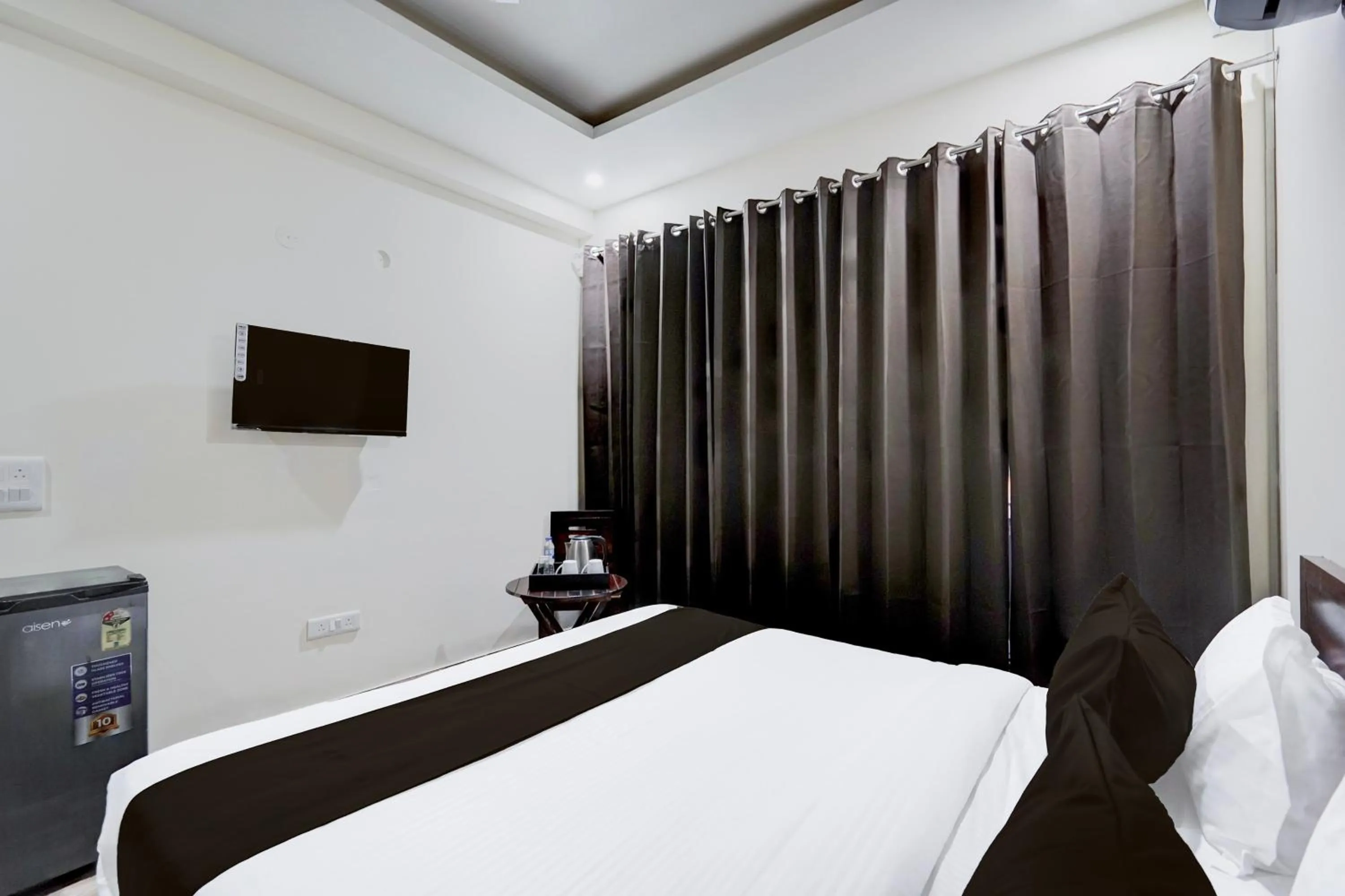 Bedroom, Bed in Townhouse Delight Inn