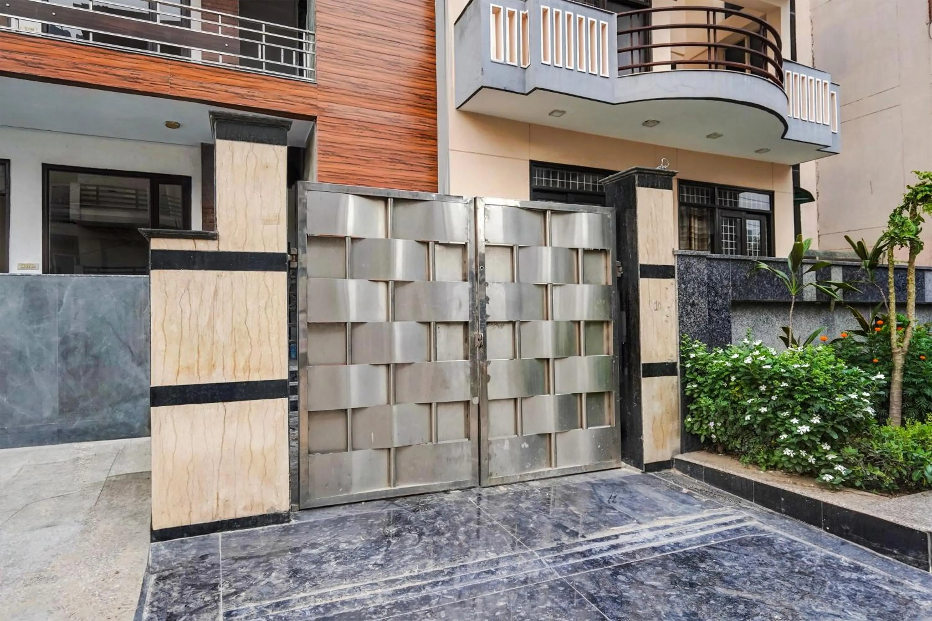 Facade/entrance in Townhouse Delight Inn