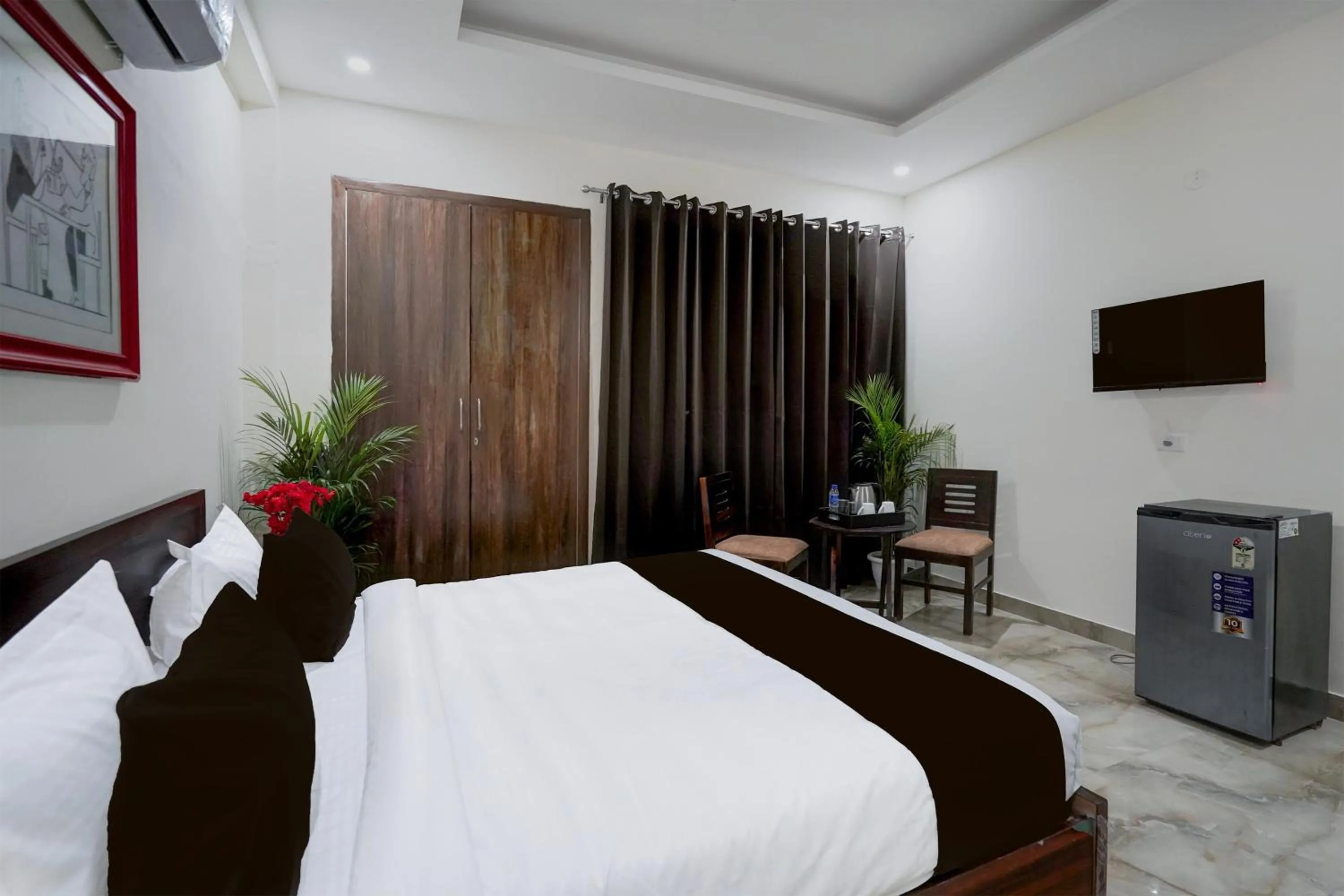 Bedroom, Bed in Townhouse Delight Inn