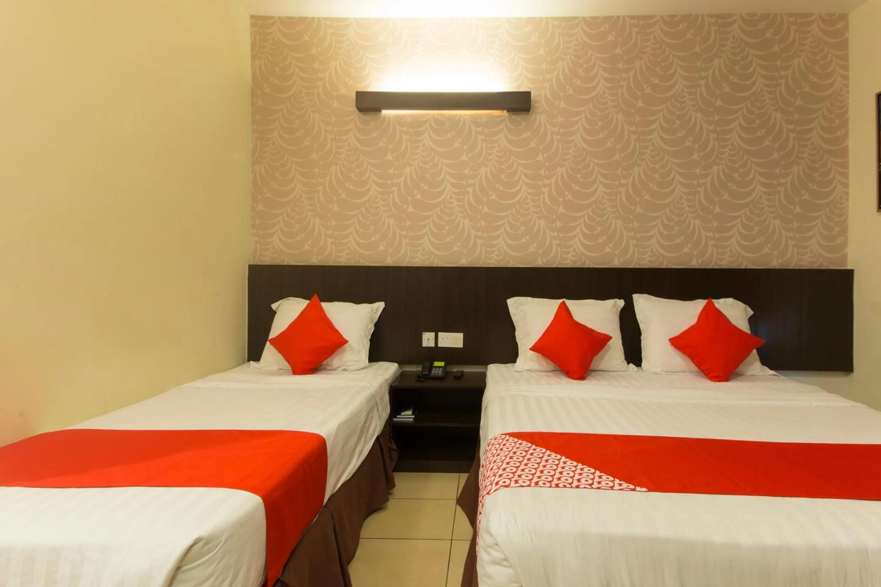 Bedroom, Bed in Hotel O Bei King