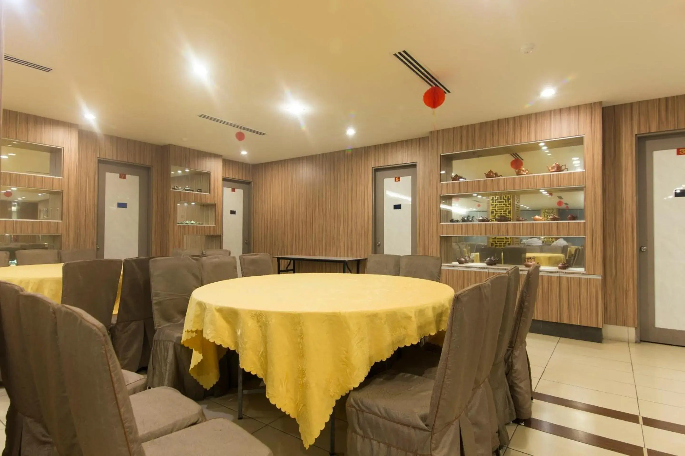 Restaurant/places to eat in Hotel O Bei King Restaurant/places to eat in Hotel O Bei King