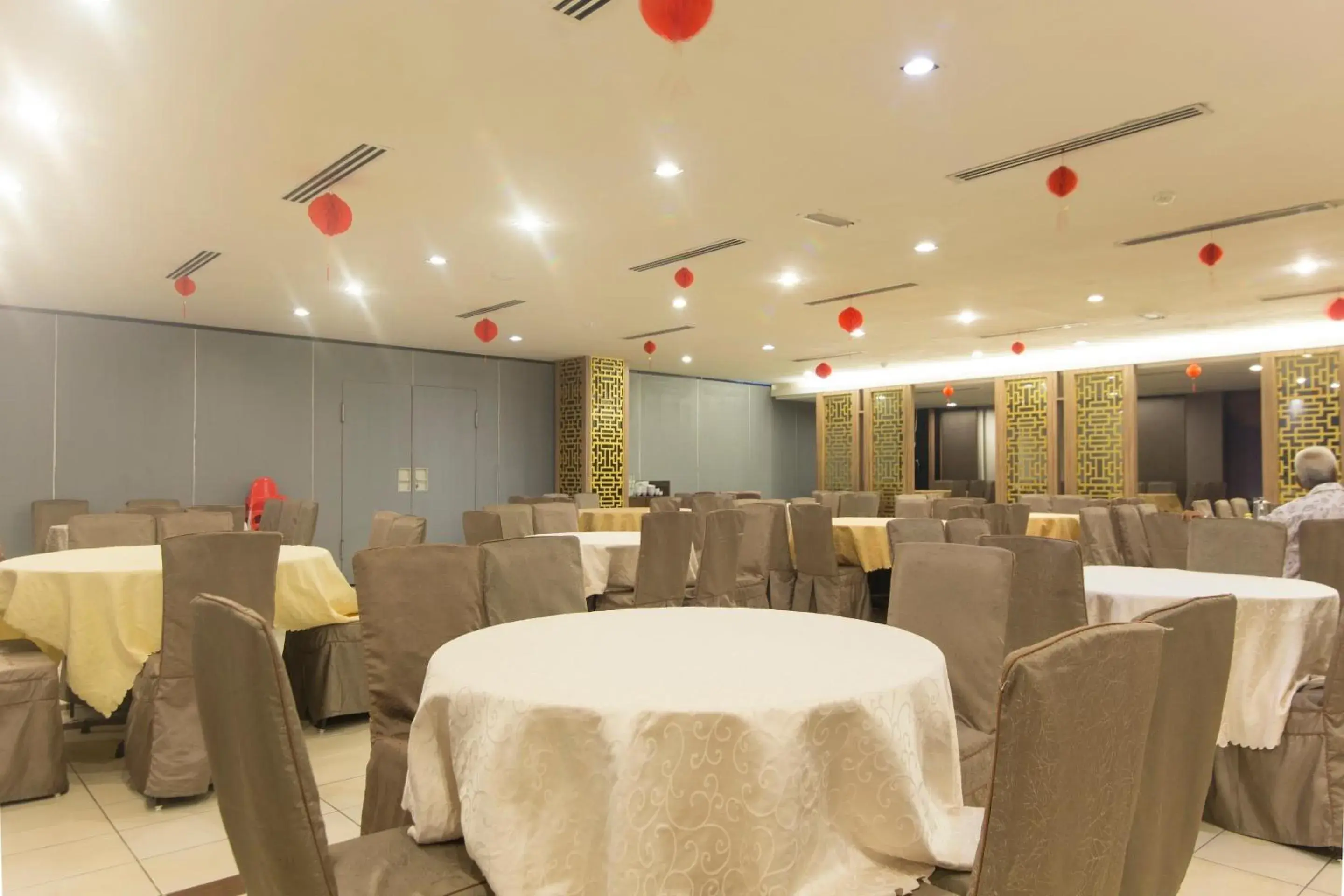 Restaurant/places to eat in Hotel O Bei King Restaurant/places to eat in Hotel O Bei King