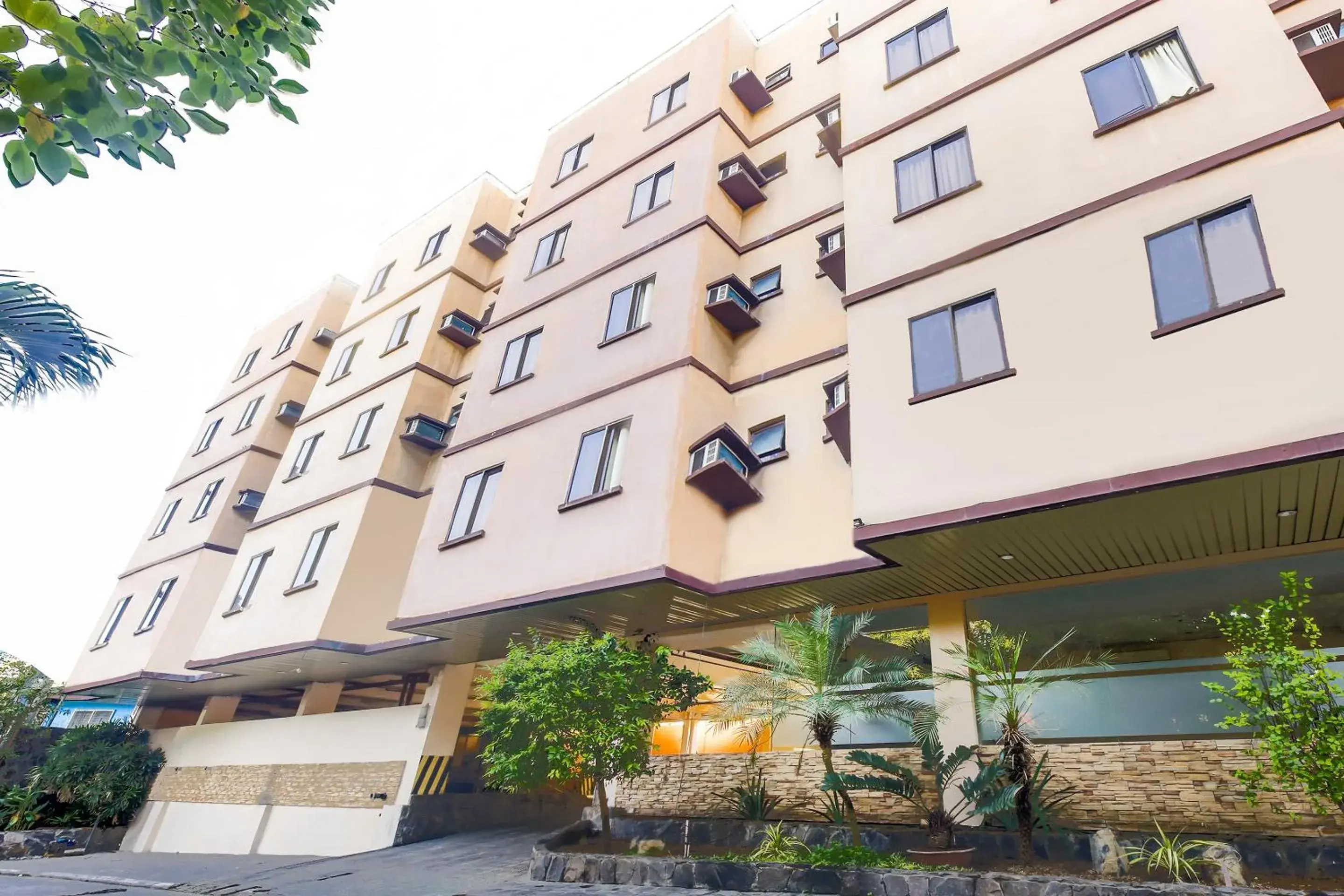 Facade/entrance in Cote D' Azure Facade/entrance in Cote D' Azure