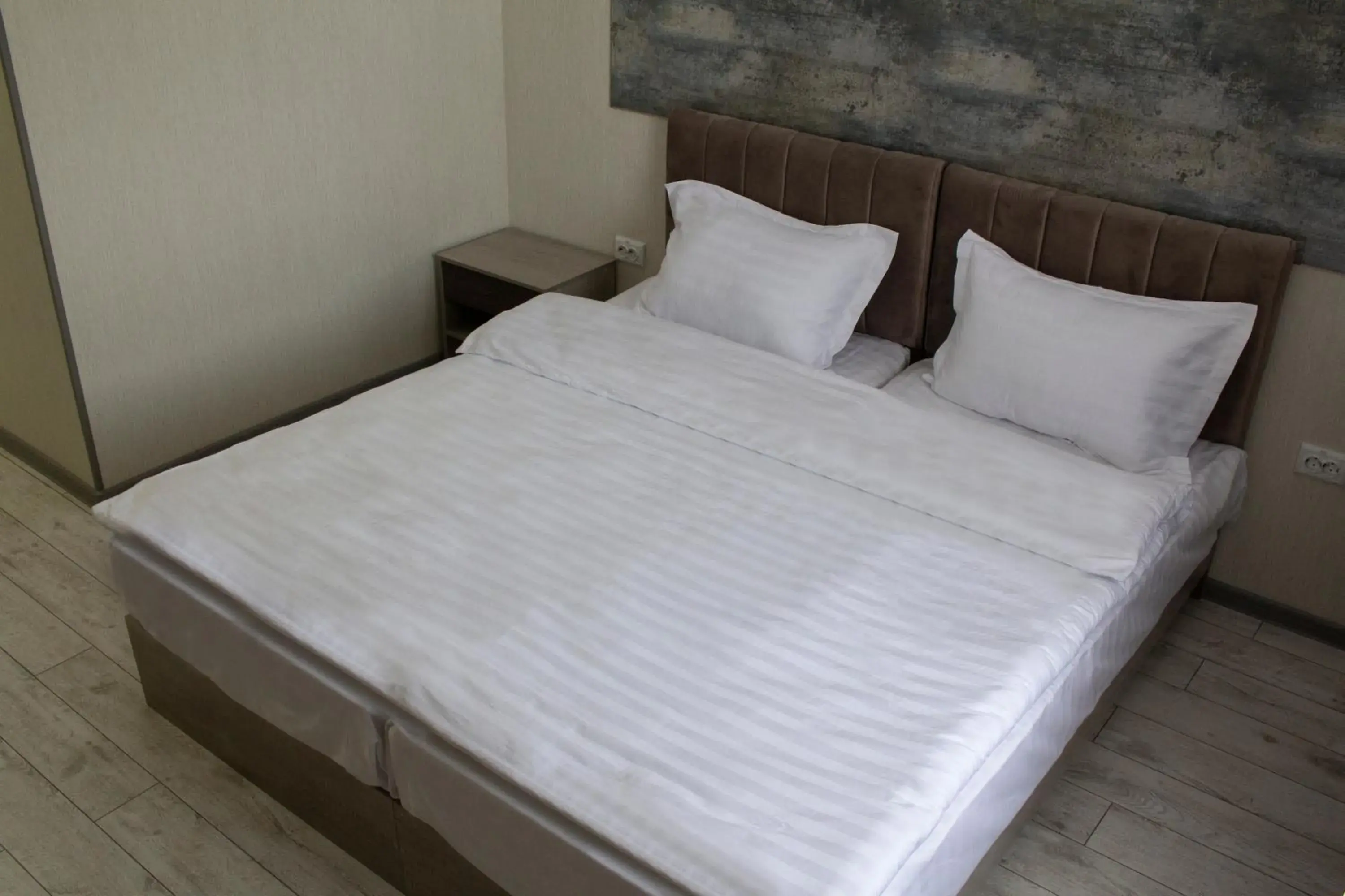 Suite with Balcony - single occupancy in Artist Regency Hotel Suite with Balcony - single occupancy in Artist Regency Hotel