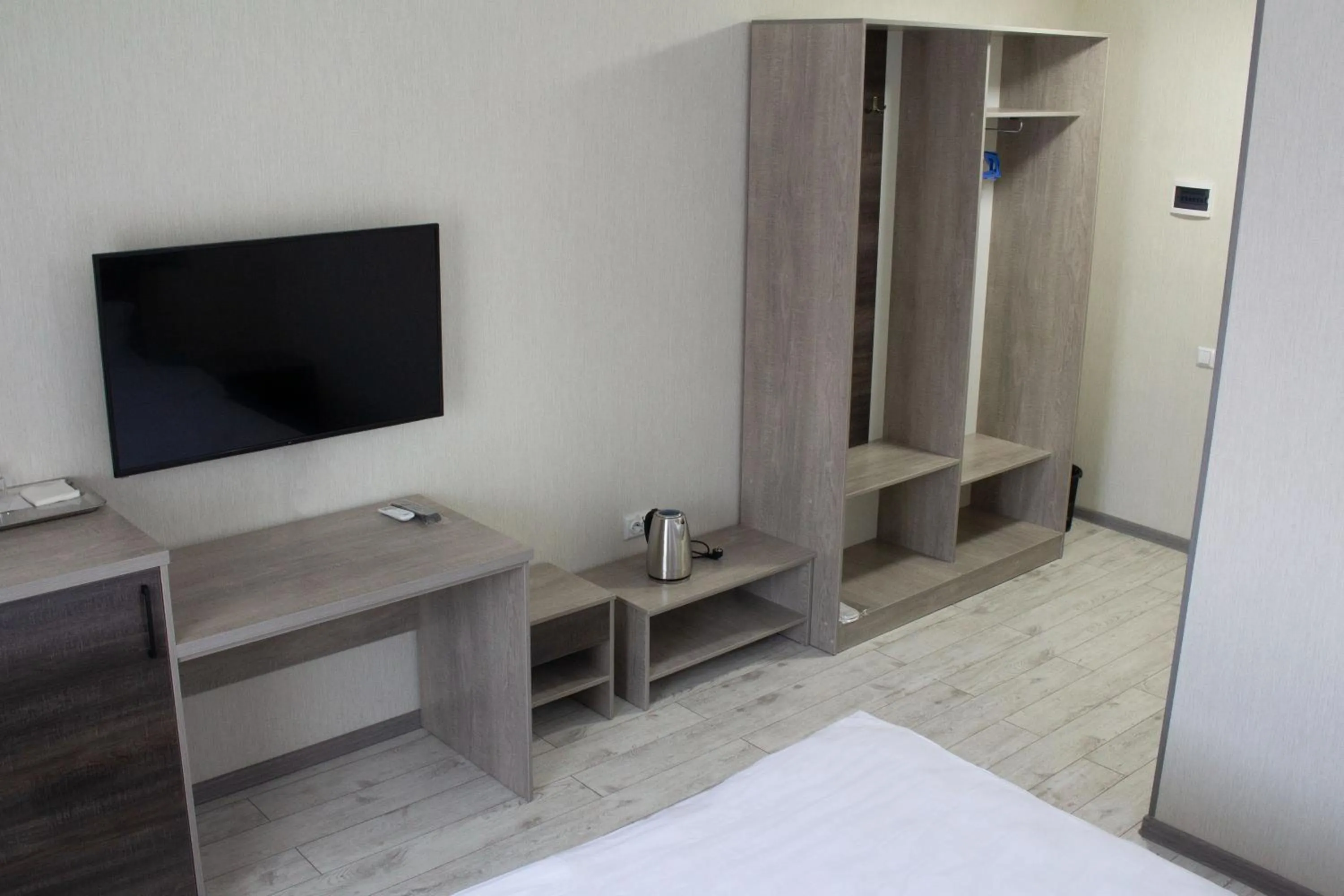 Standard Double Room - single occupancy in Artist Regency Hotel