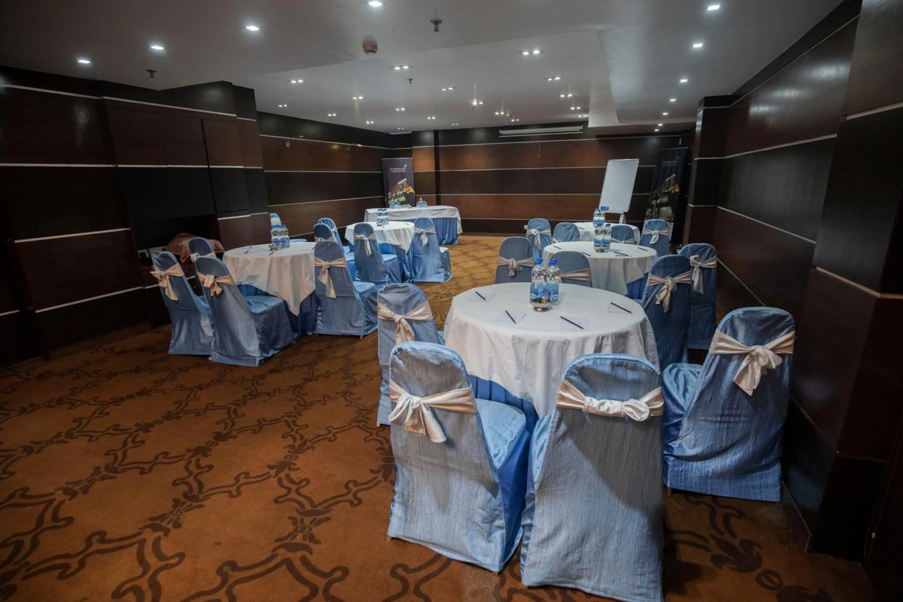 Banquet/Function facilities in Ethnotel, Kolkata Airport