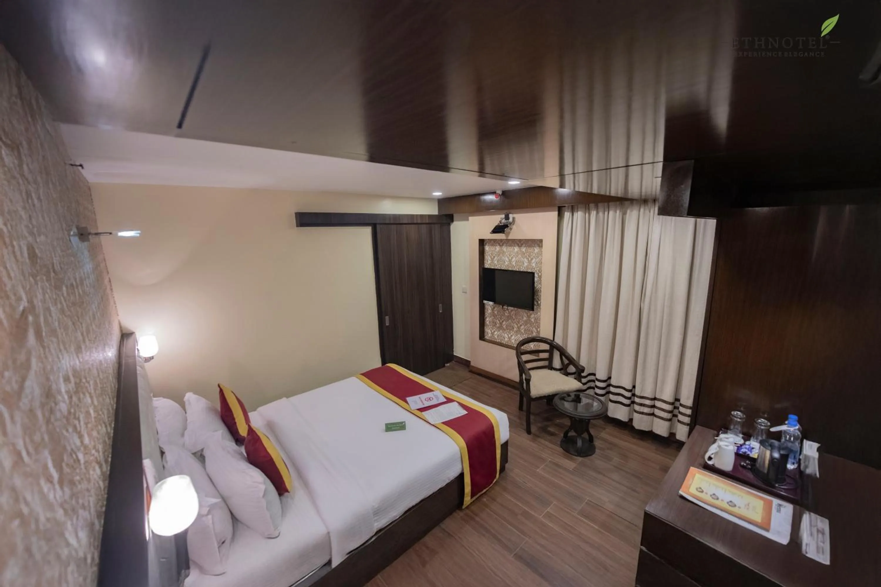 Bed in Ethnotel, Kolkata Airport