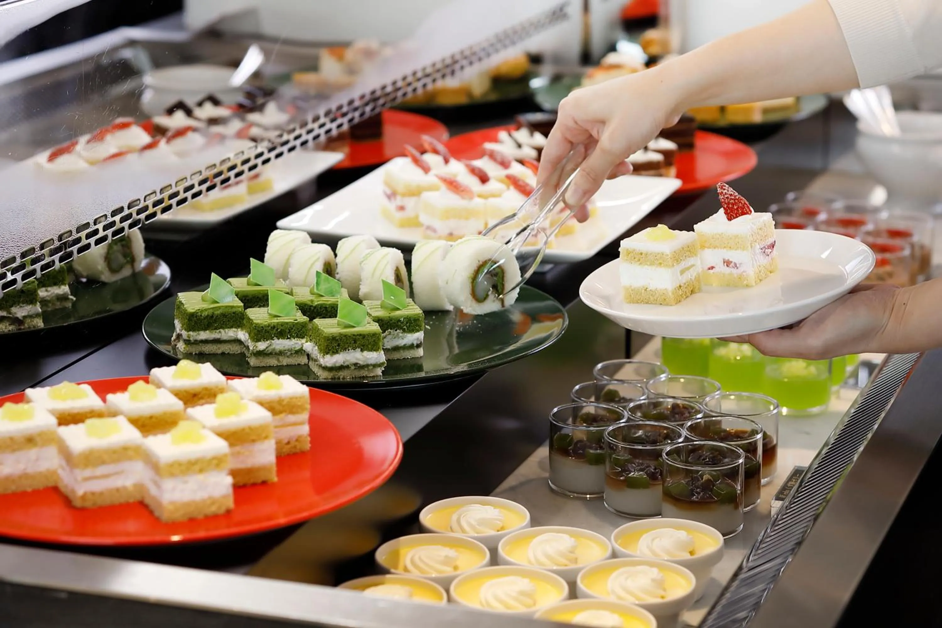 Food and drinks in Hotel New Otani Tokyo Garden Tower