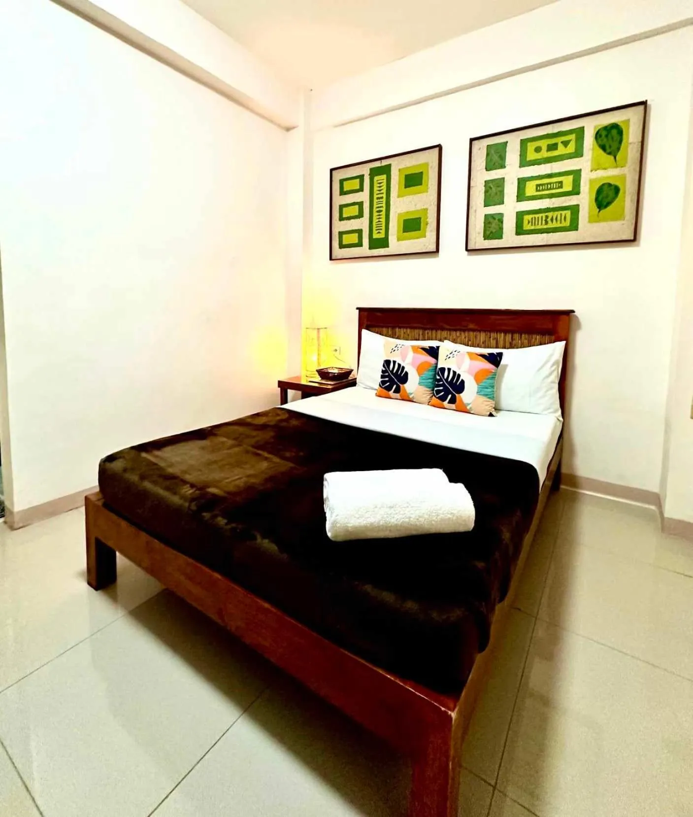 Bed in Papierus Pensionne