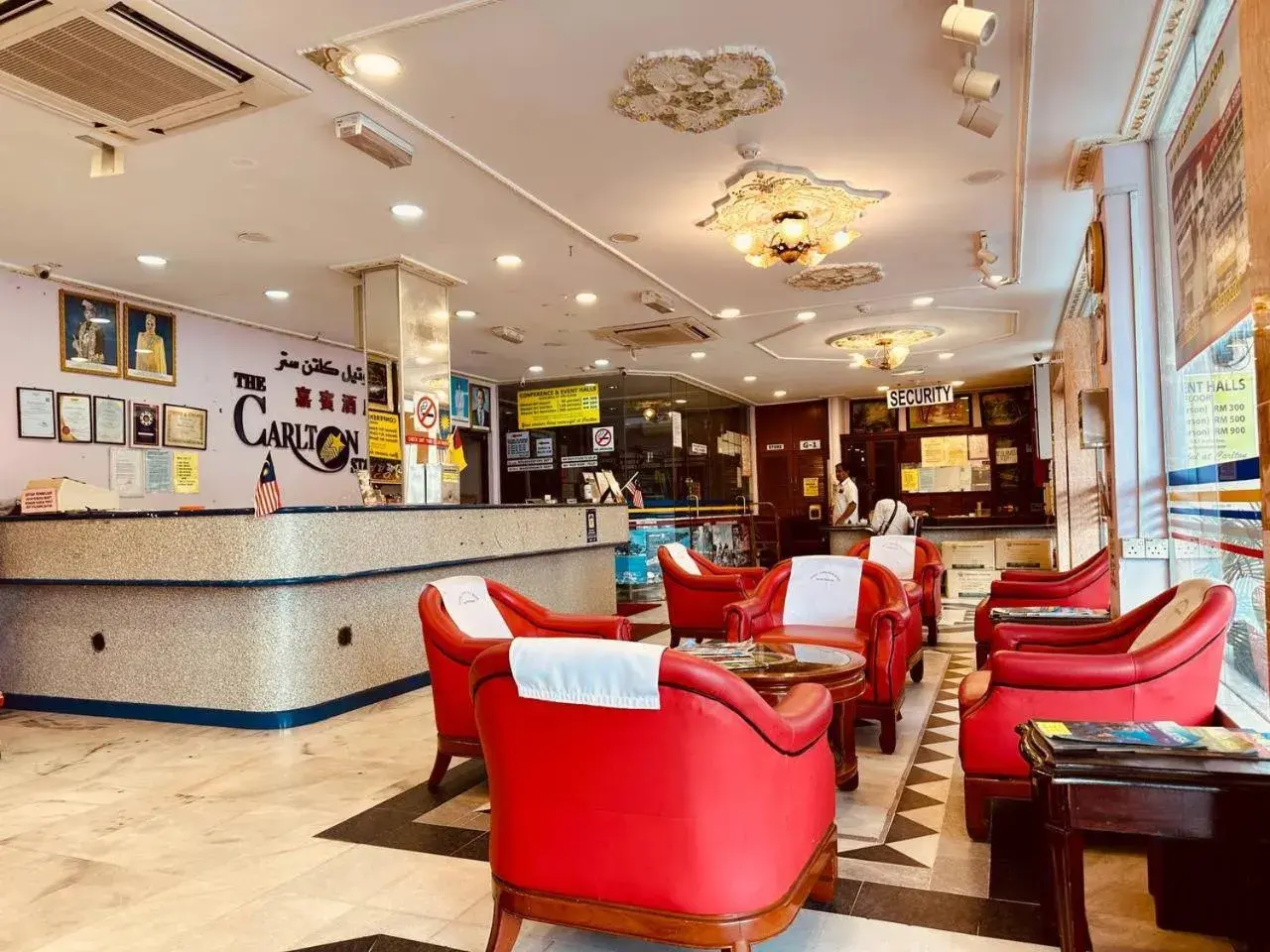 Family Room in Carlton Hotel Seremban - Next to Terminal Bus Station Family Room in Carlton Hotel Seremban - Next to Terminal Bus Station
