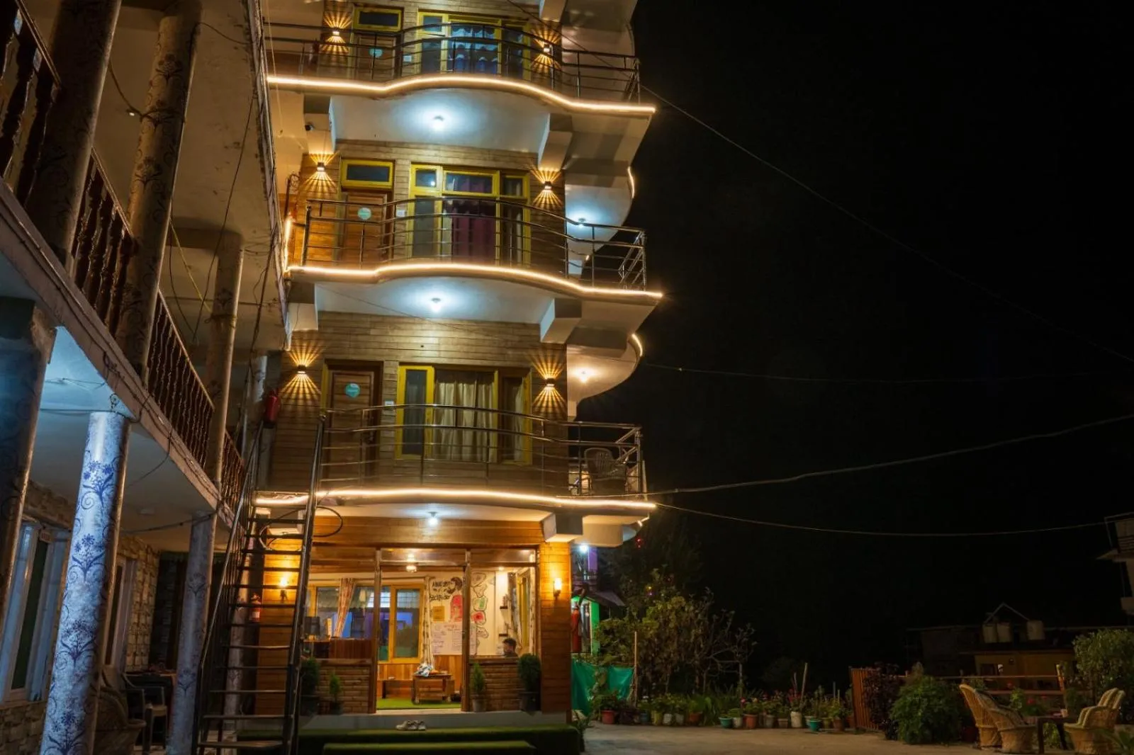 Property building in Jungle by sturmfrei Kasol