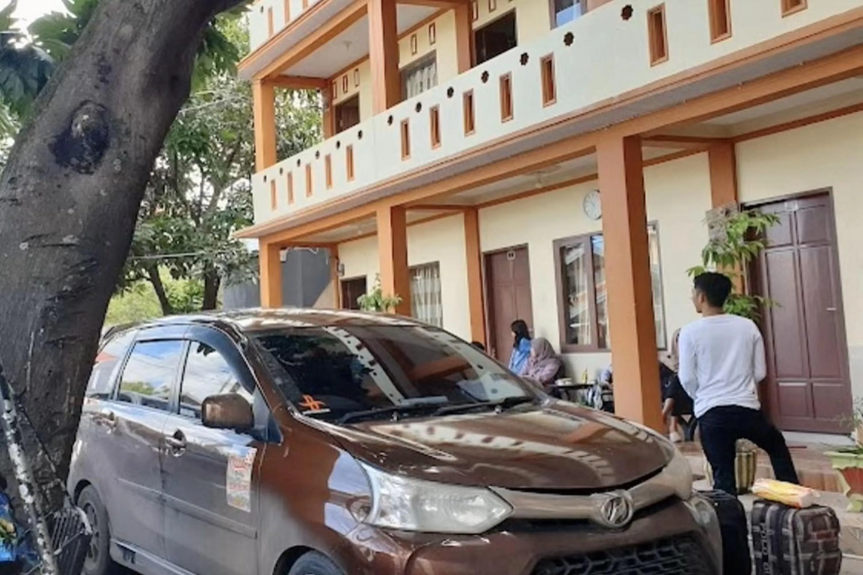 Facade/entrance in Hotel O Kost Takalar Near Polsek Mappakasunggu (Mapsu)