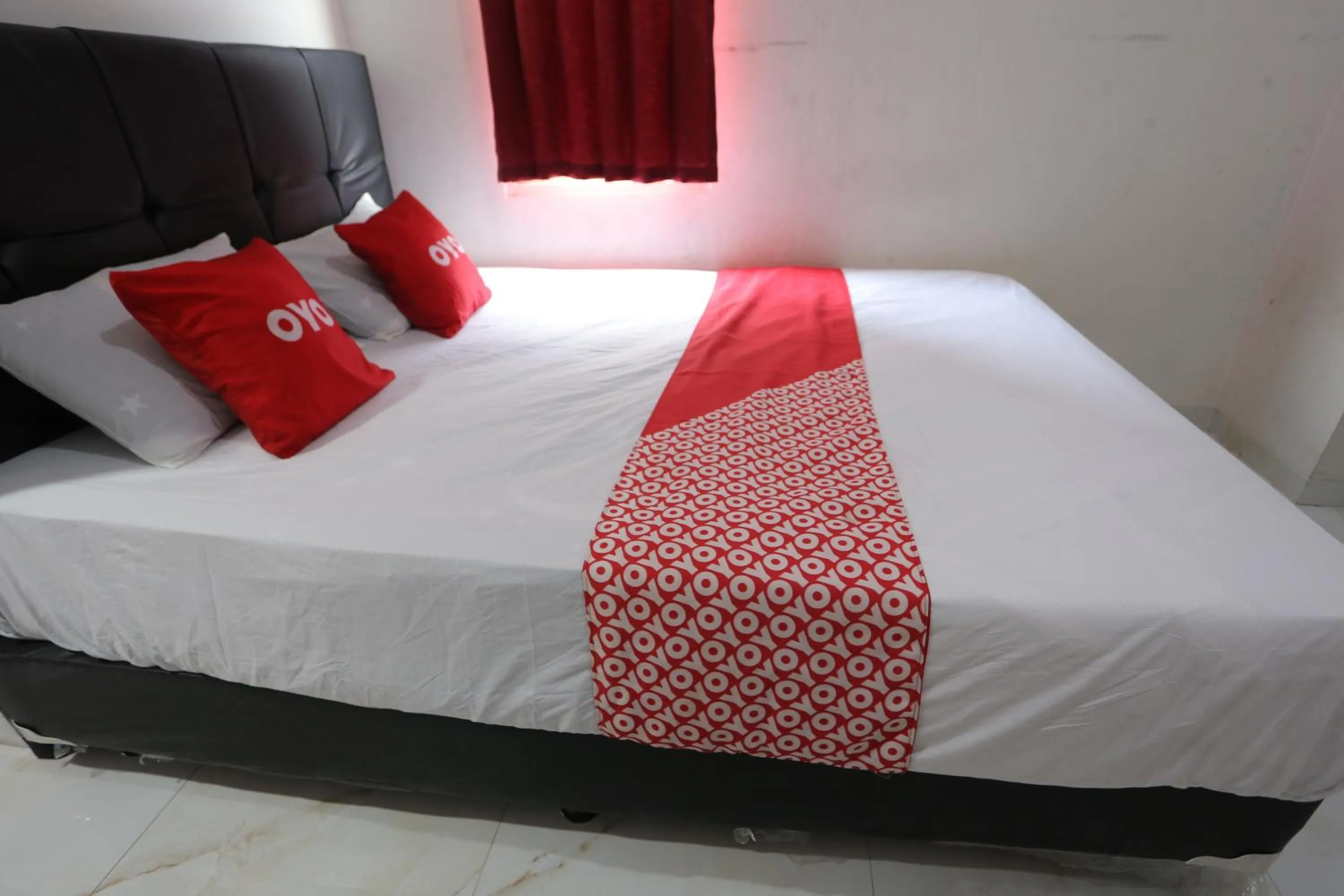 Bedroom, Bed in OYO 93948 Bunda Rachma Rooms
