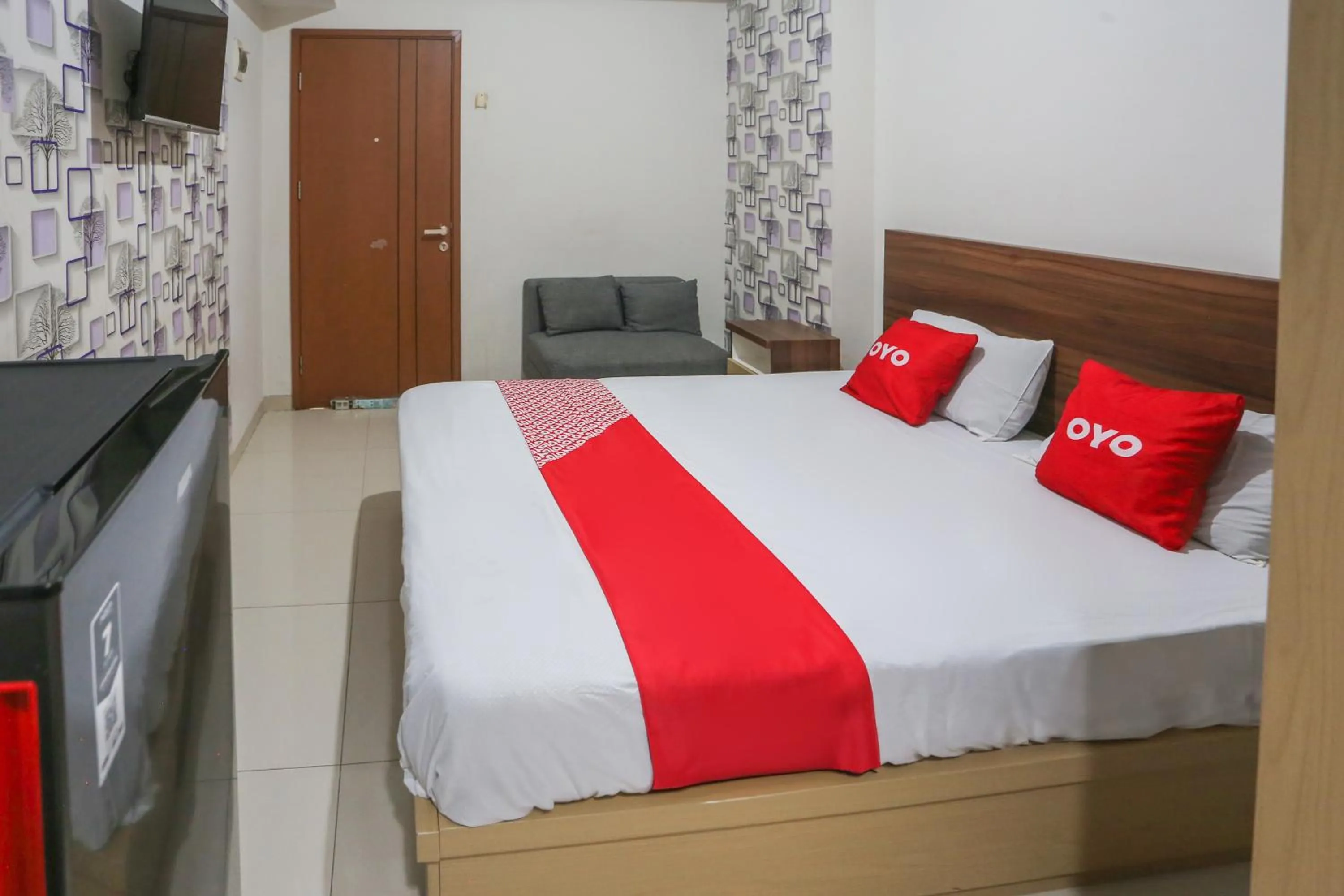 Photo of the whole room, Bed in OYO 93948 Bunda Rachma Rooms