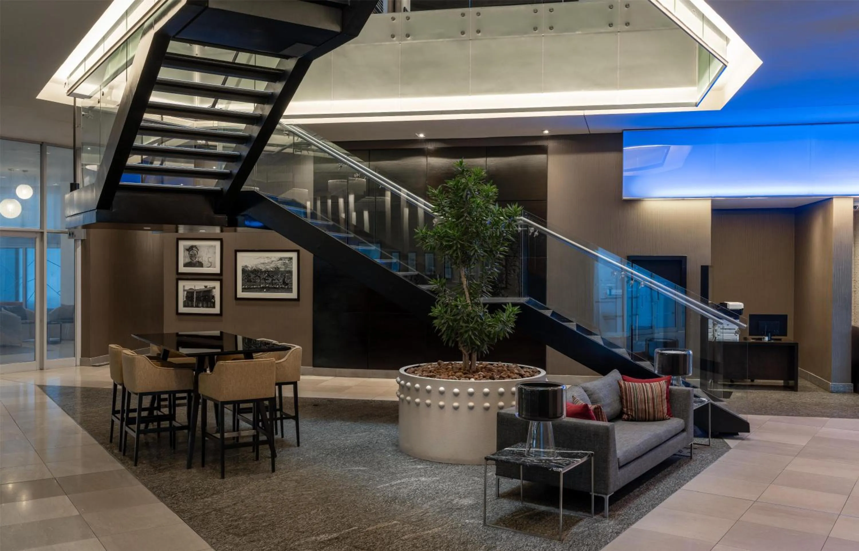 Lobby or reception in Radisson Blu Hotel & Residence Maputo