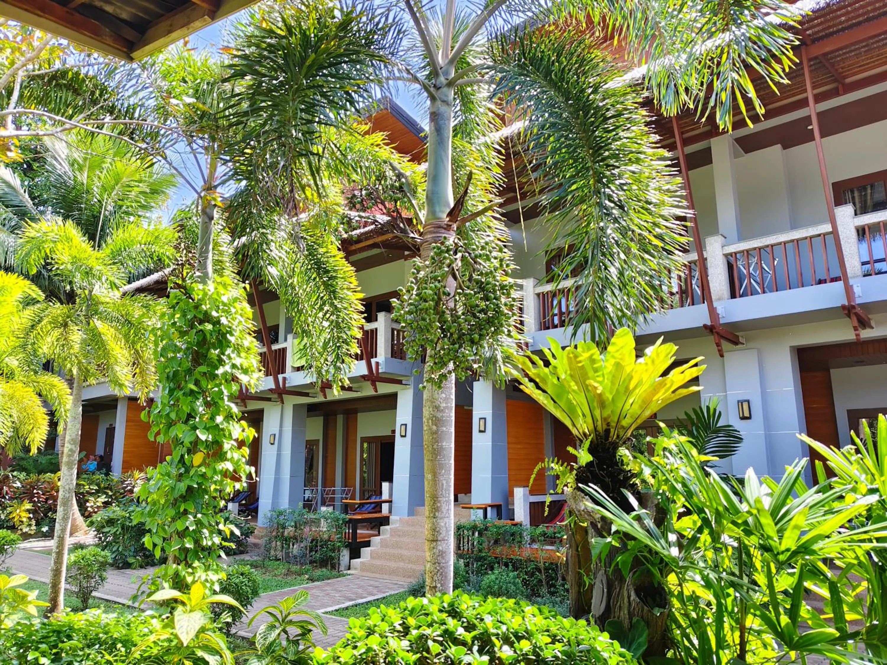 Lanta Intanin Resort - SHA Extra Plus