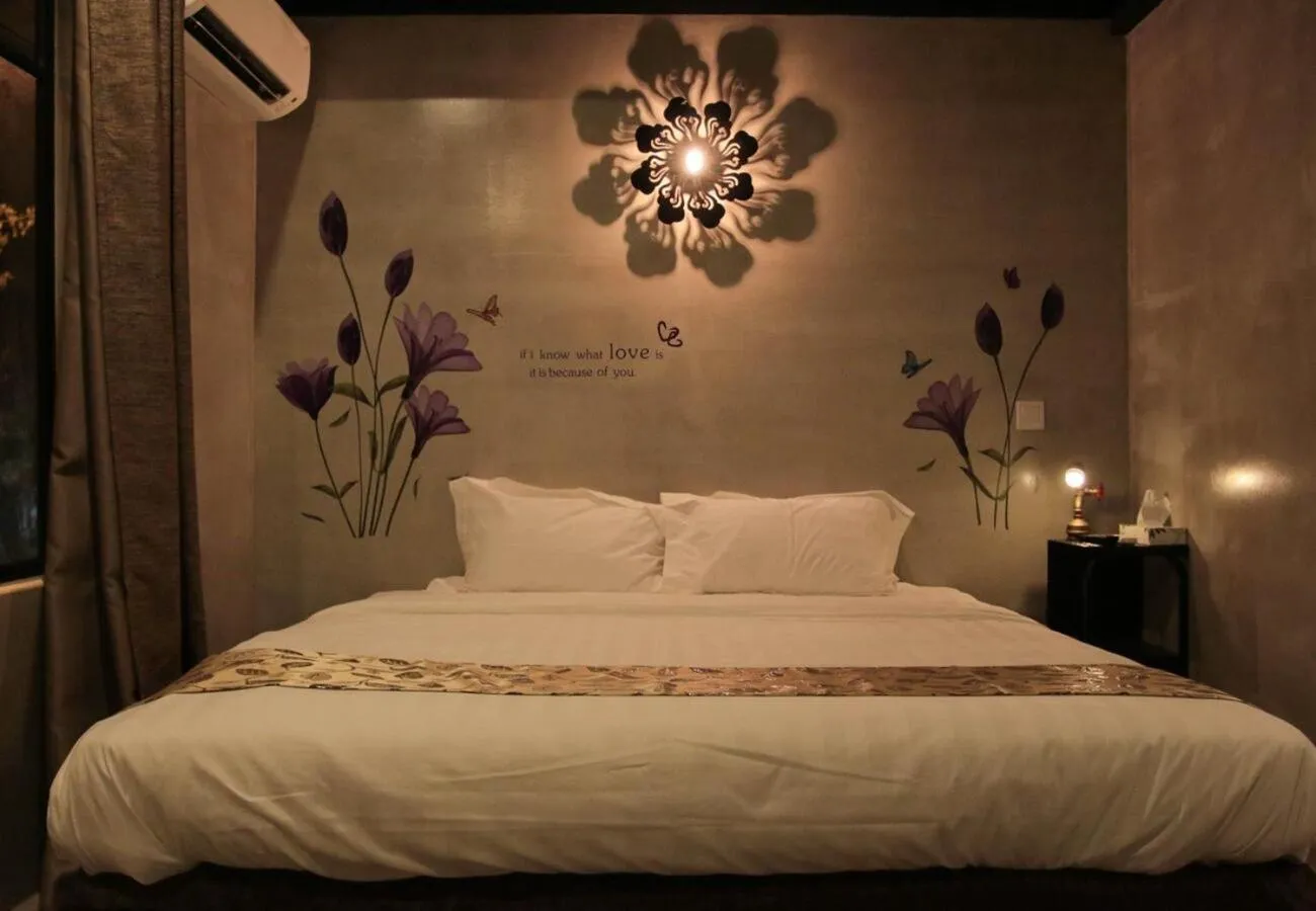 Bed in Just In Boutique hotel