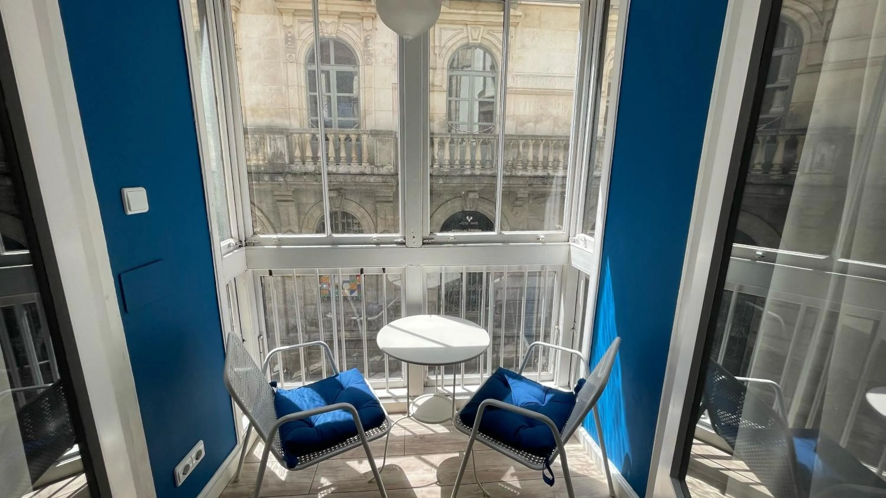 Balcony/Terrace in Casual Blue