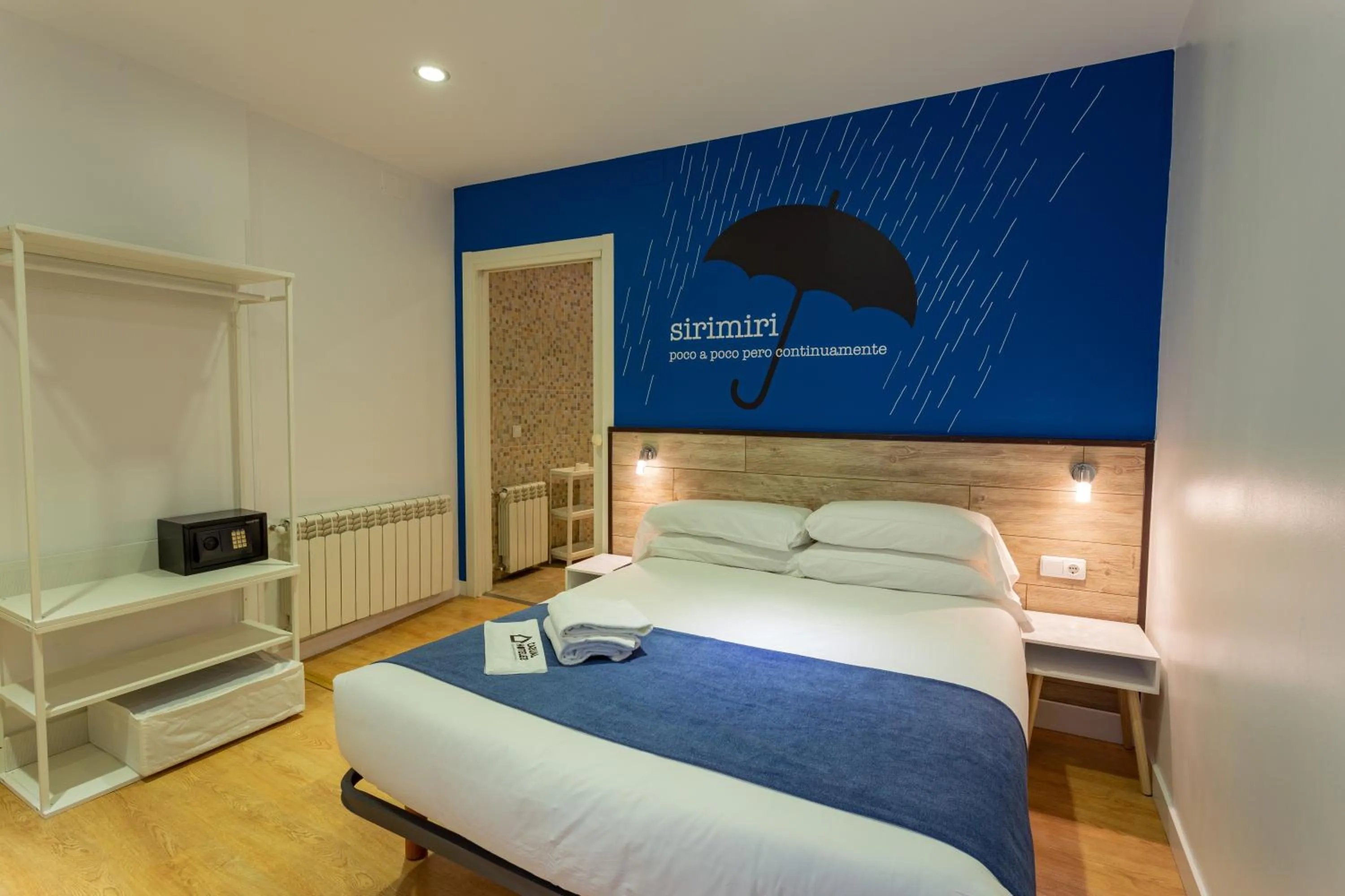 Photo of the whole room, Bed in Casual Blue