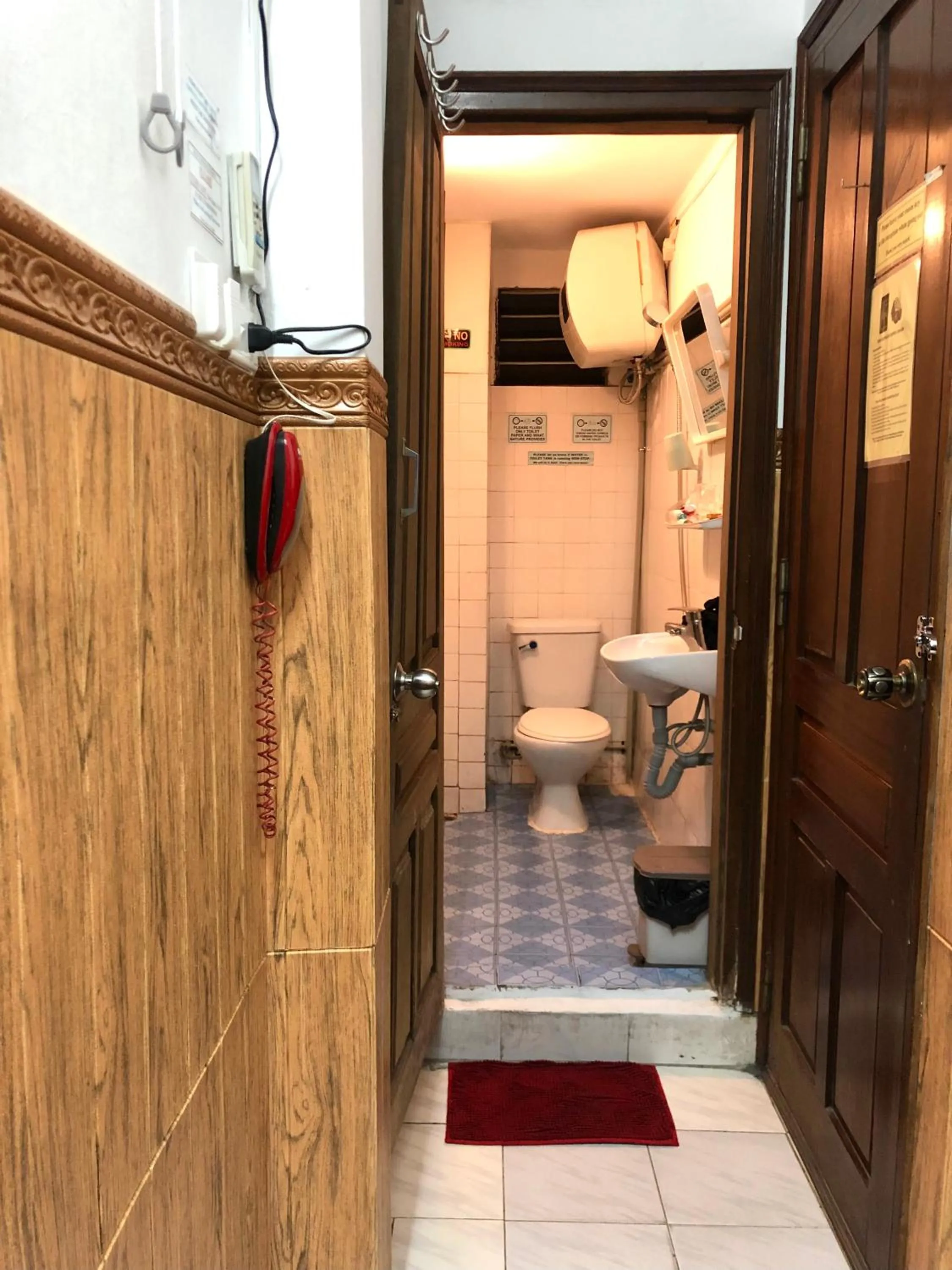 Bathroom in North Hostel N.2