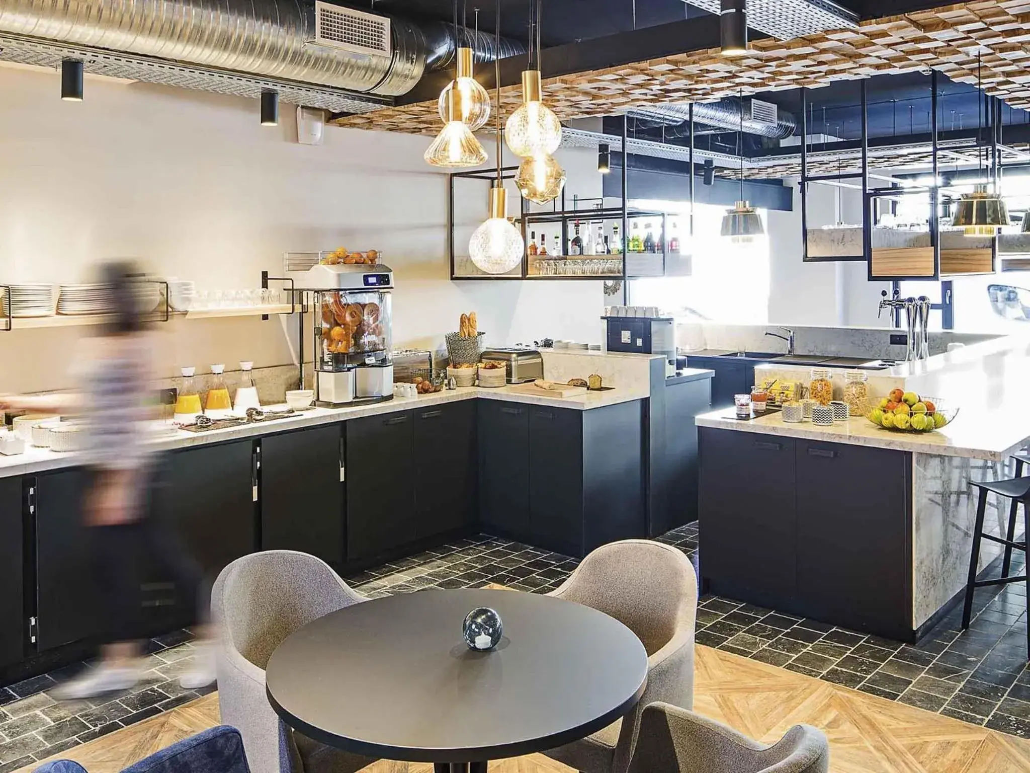 Breakfast in ibis Styles Laval Centre Gare Breakfast in ibis Styles Laval Centre Gare