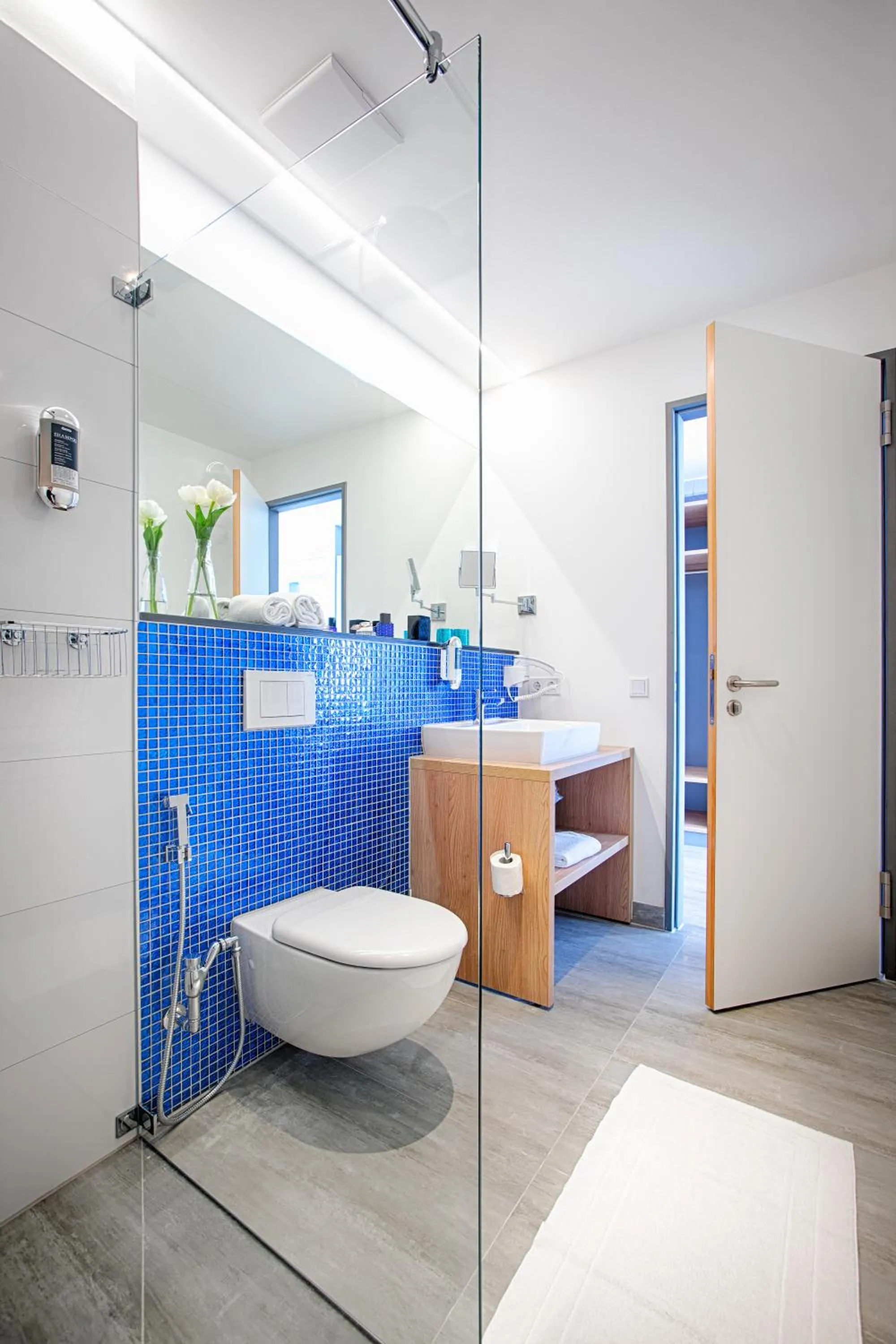 Bathroom in MLOFT Apartments München