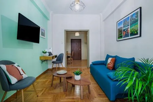 Olive House close to Acropolis