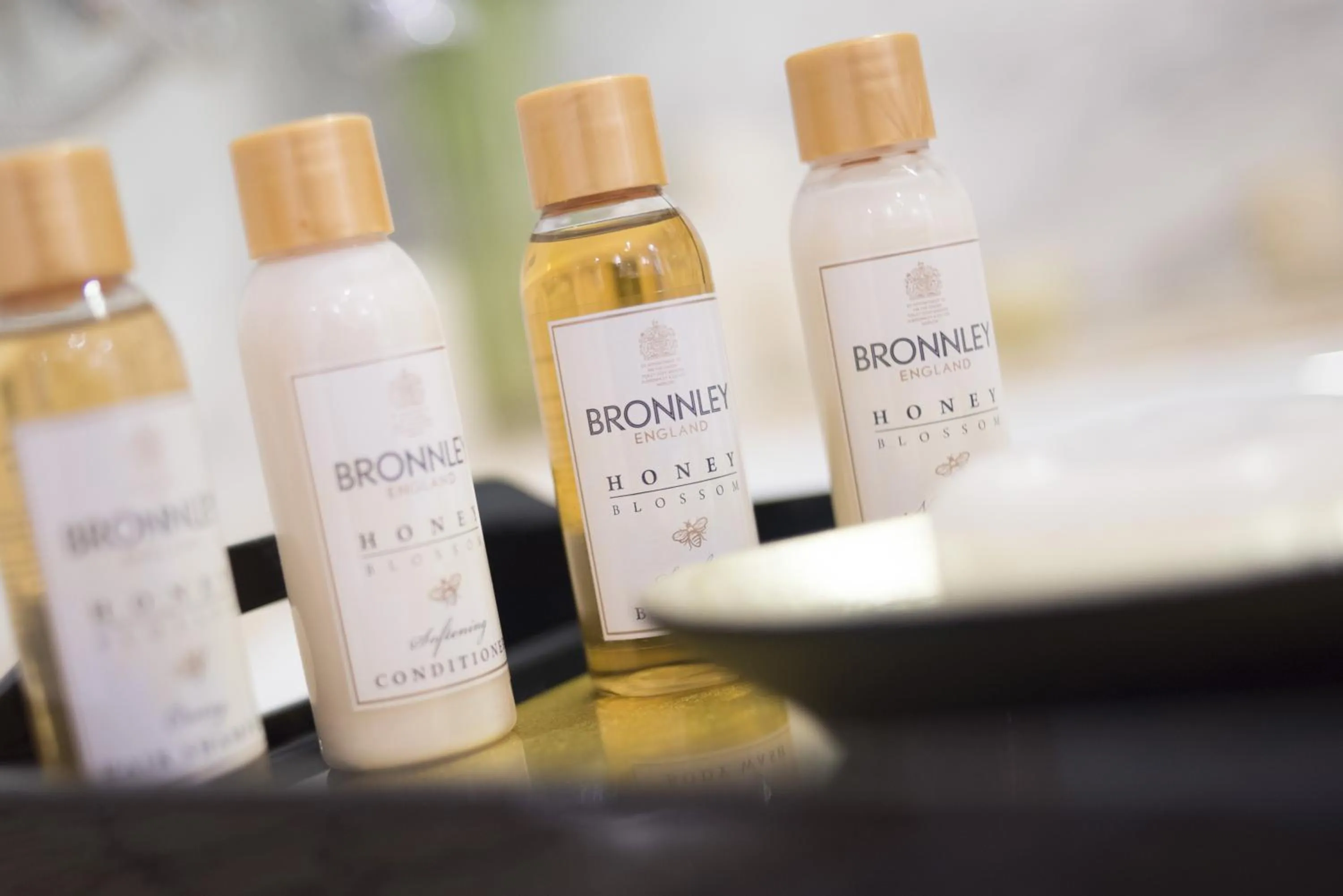 Bathroom in Apricot Hotel