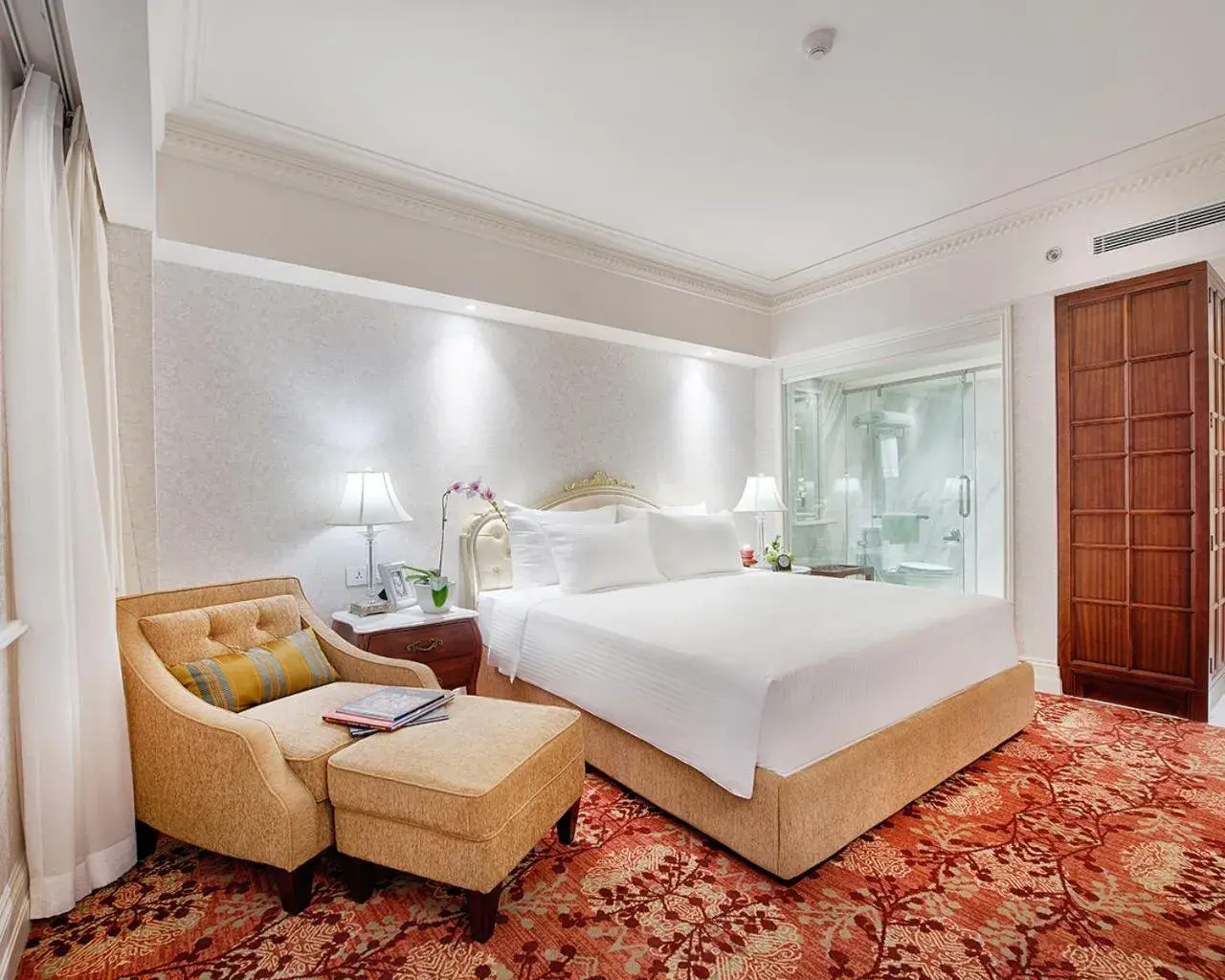 Photo of the whole room, Bed in Apricot Hotel Photo of the whole room, Bed in Apricot Hotel