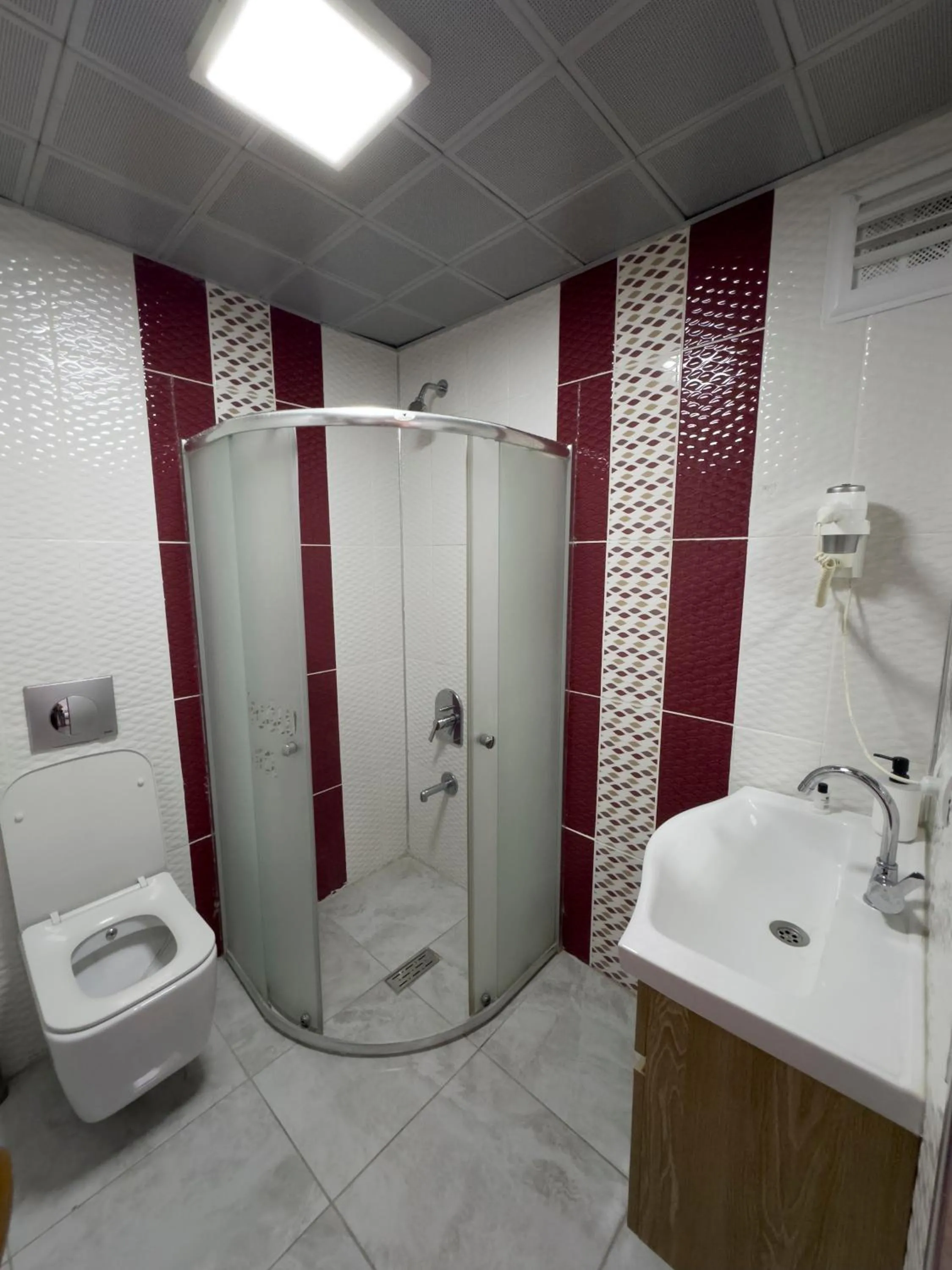 Shower in Kars Center Hotel