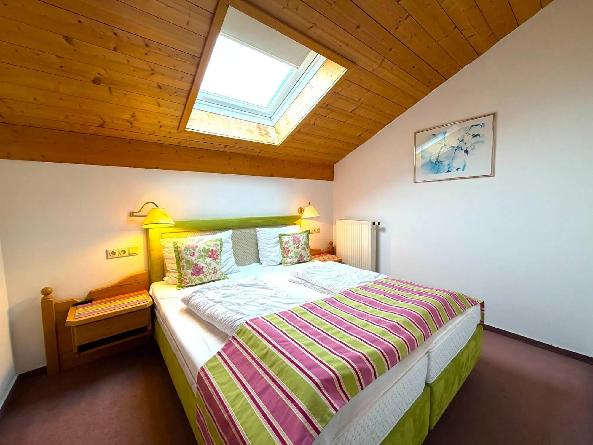 Bed in Fackler Apartments