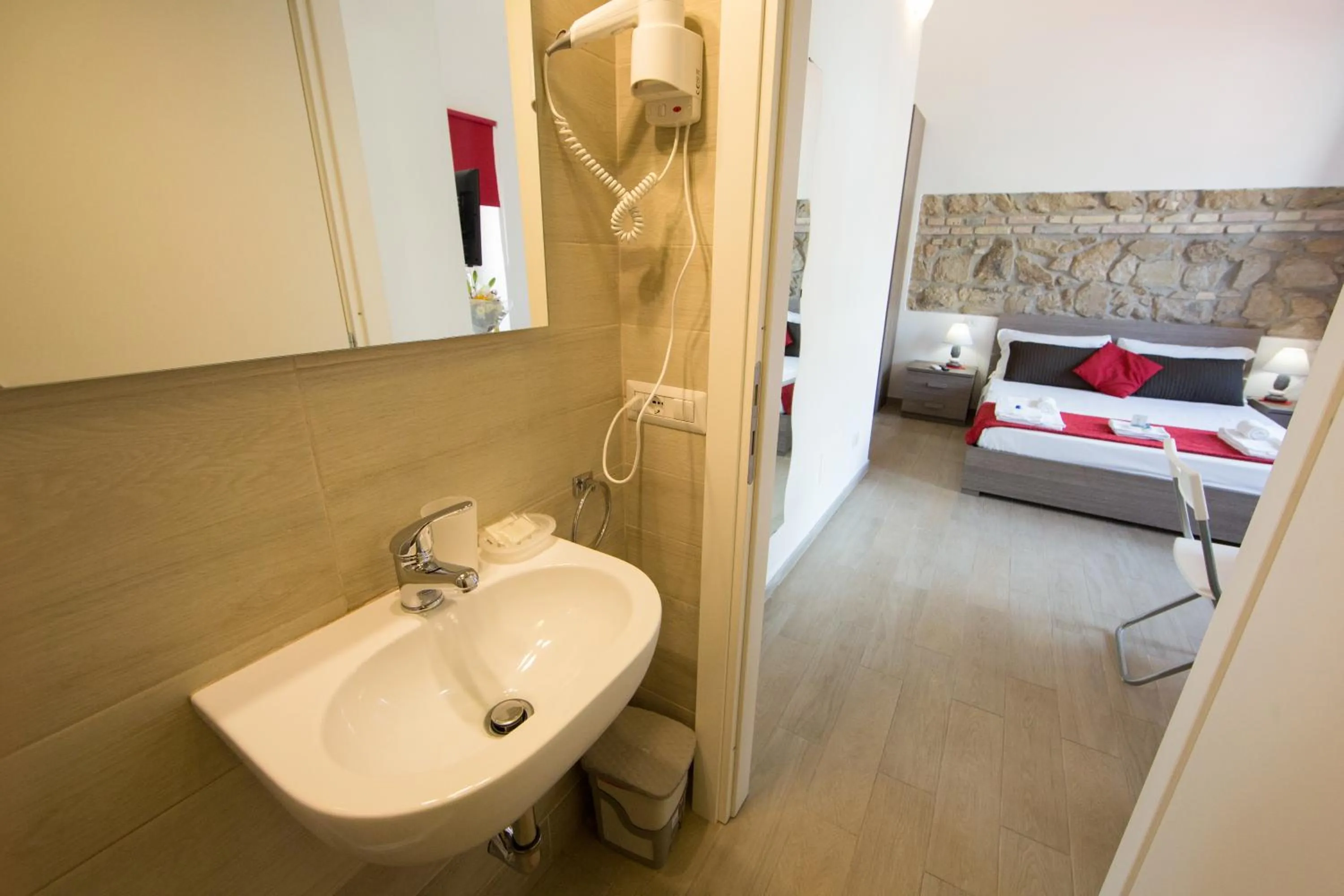 Photo of the whole room, Bed in The Great Beauty