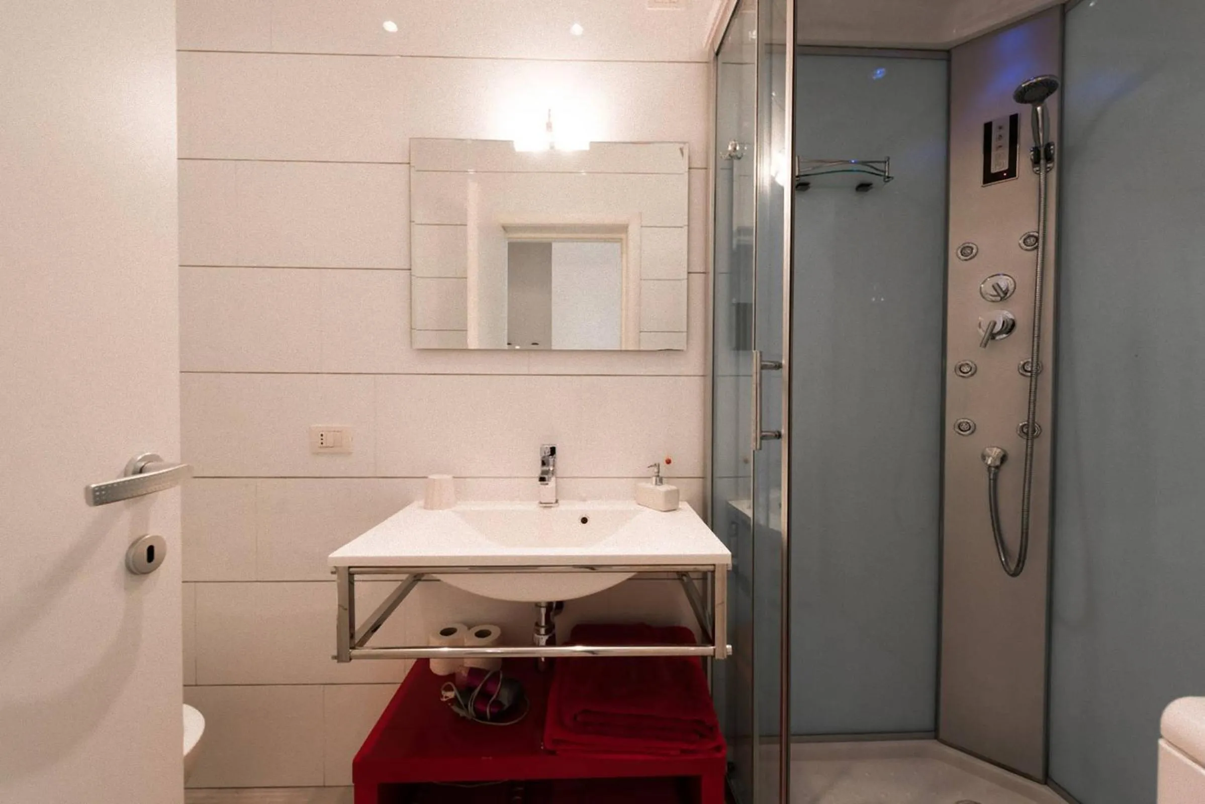 Shower in A due passi dal centro - Bari Policlinico